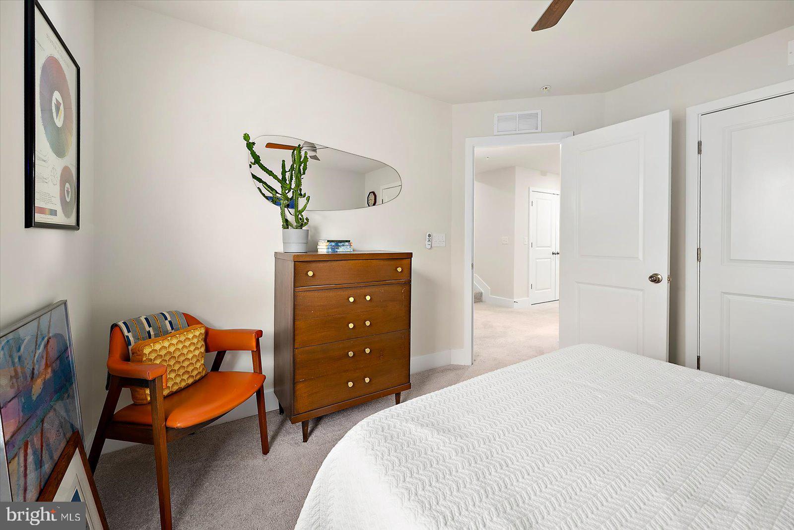 SEA OAKS VILLAGE - Residential