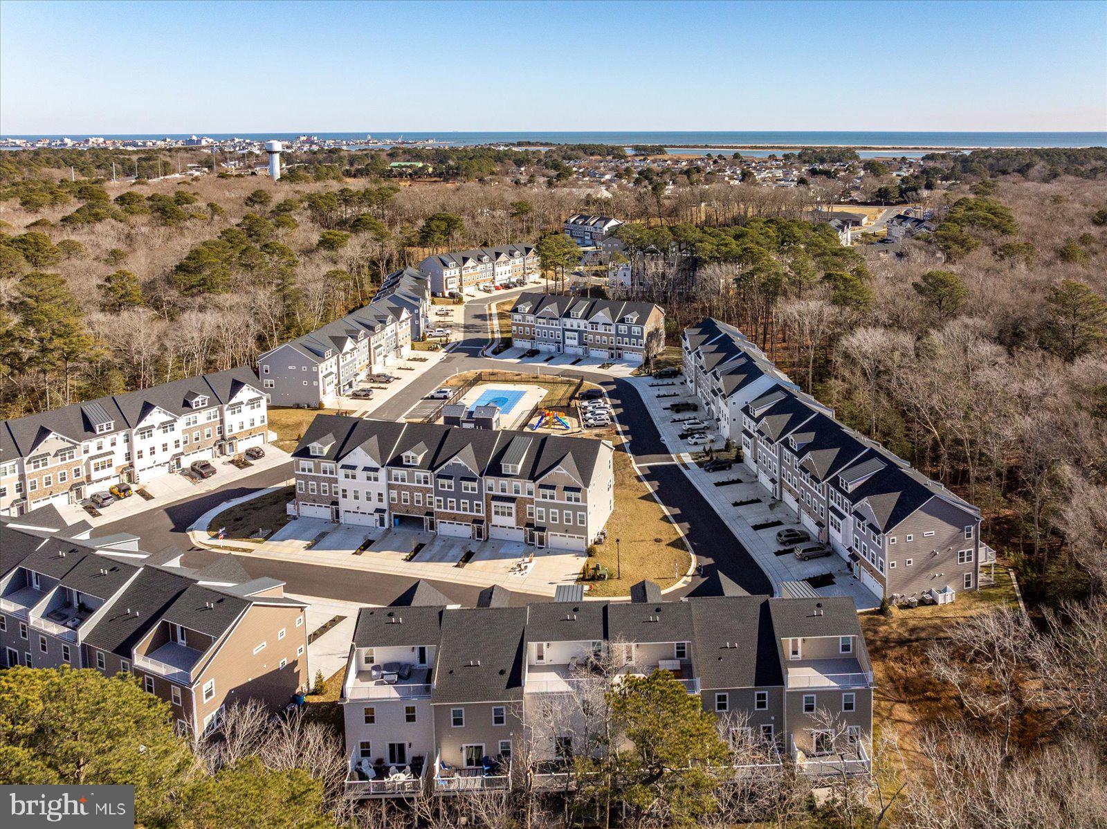 SEA OAKS VILLAGE - Residential