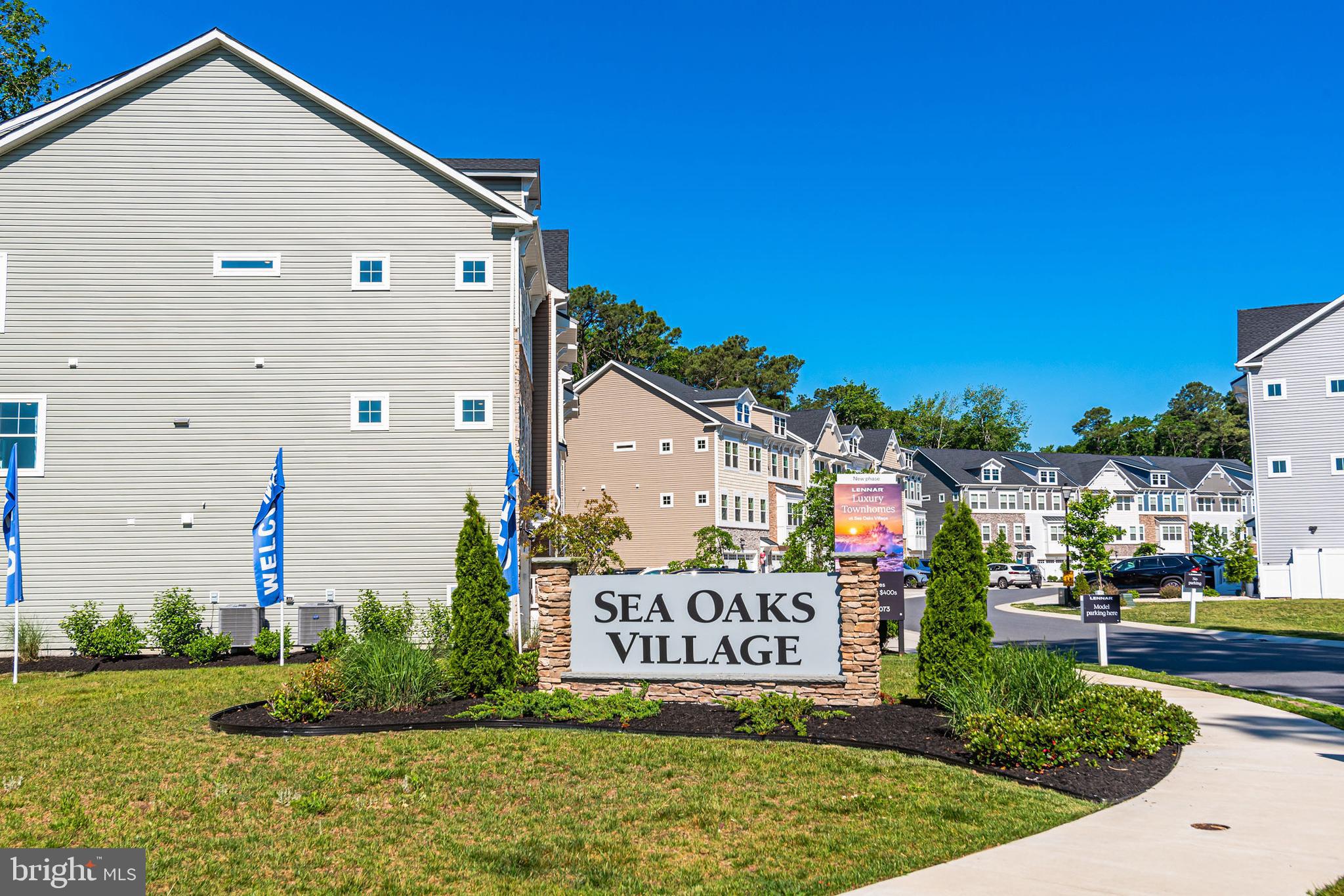 SEA OAKS VILLAGE - Residential