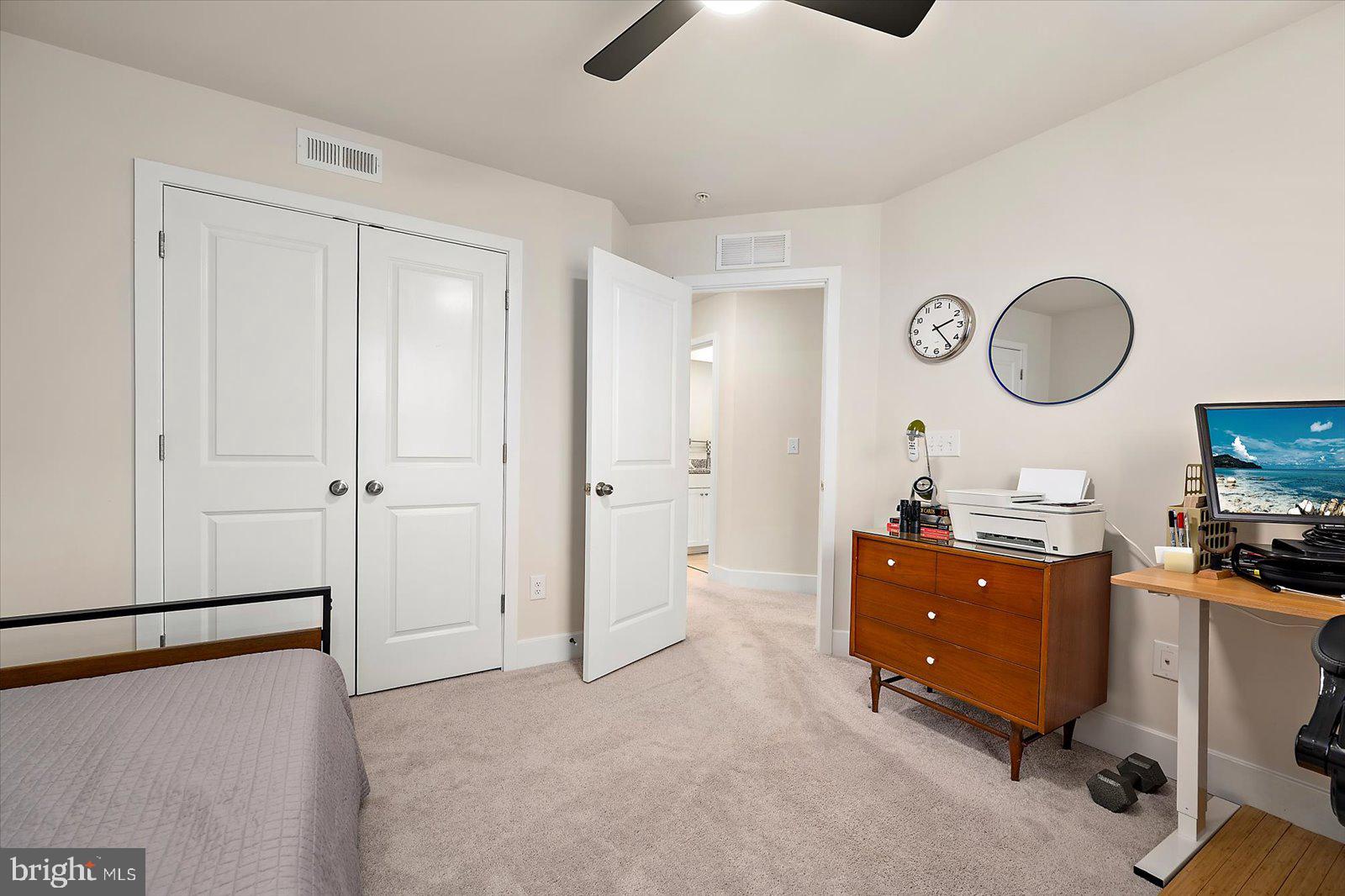 SEA OAKS VILLAGE - Residential