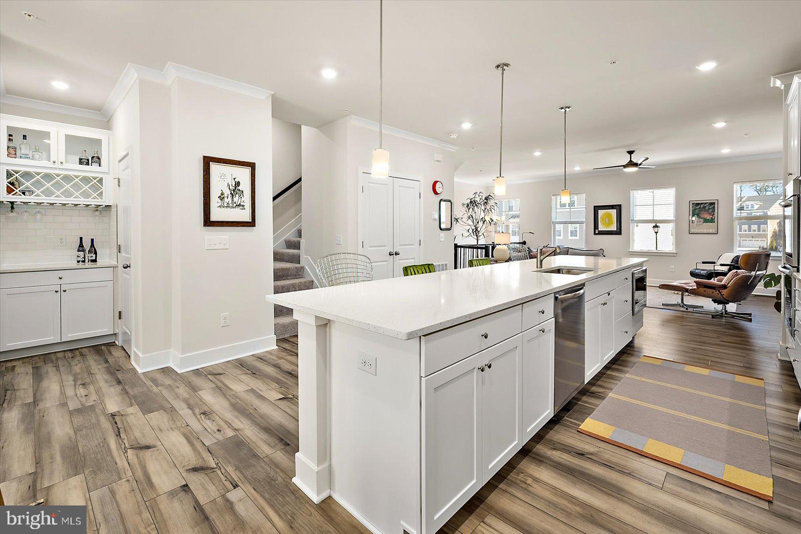 SEA OAKS VILLAGE - Residential