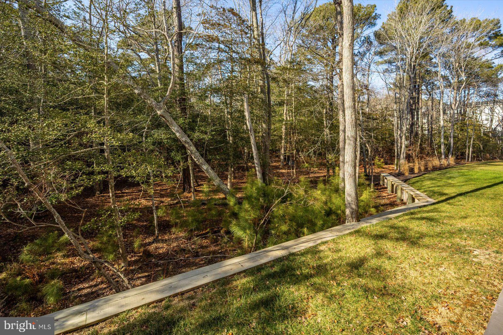 SEA OAKS VILLAGE - Residential