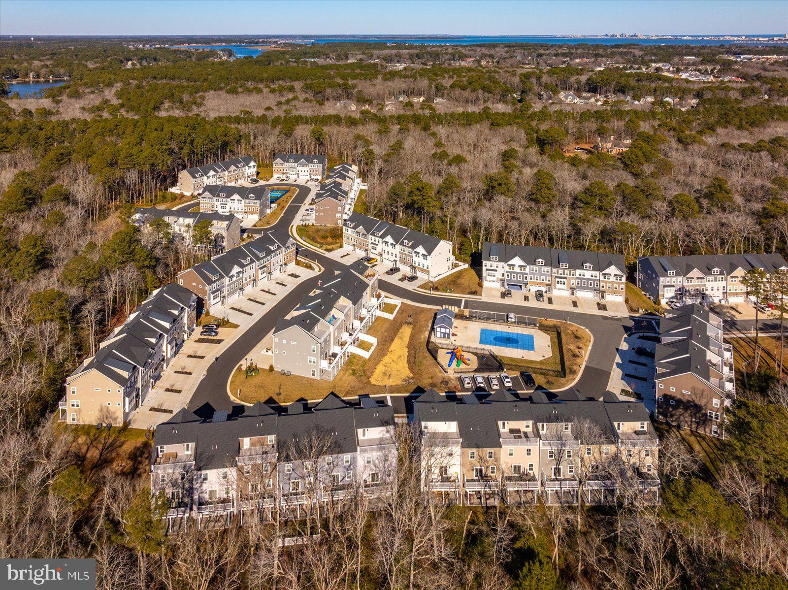 SEA OAKS VILLAGE - Residential