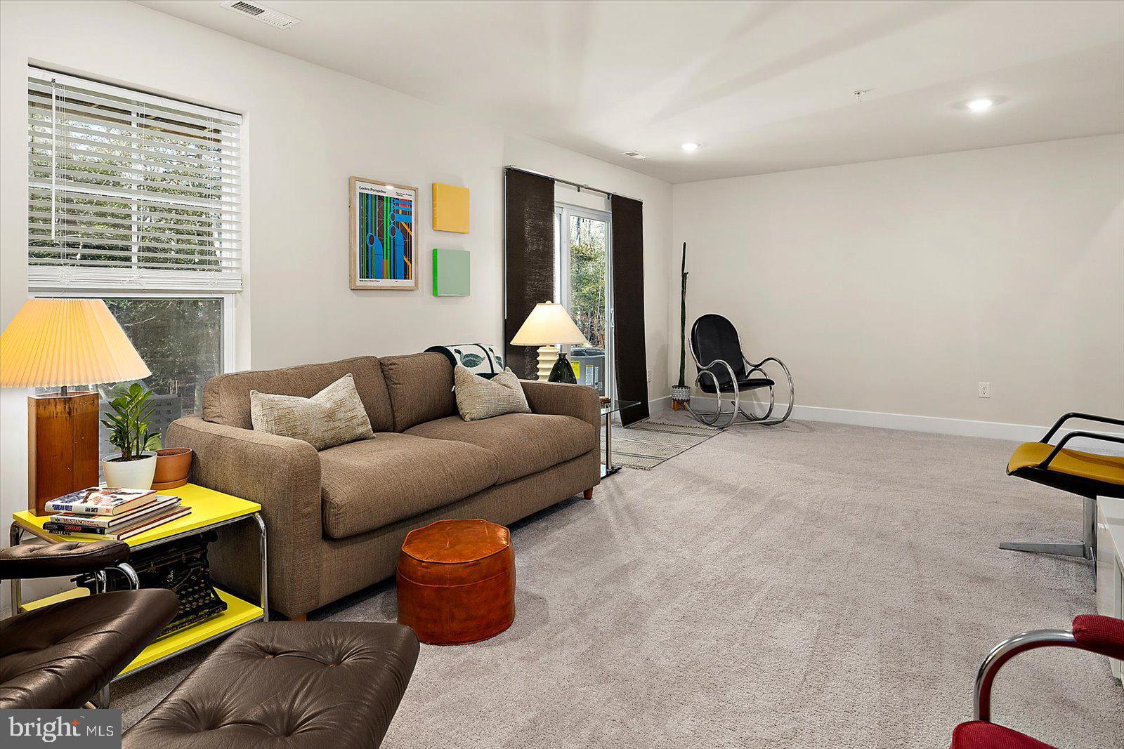 SEA OAKS VILLAGE - Residential