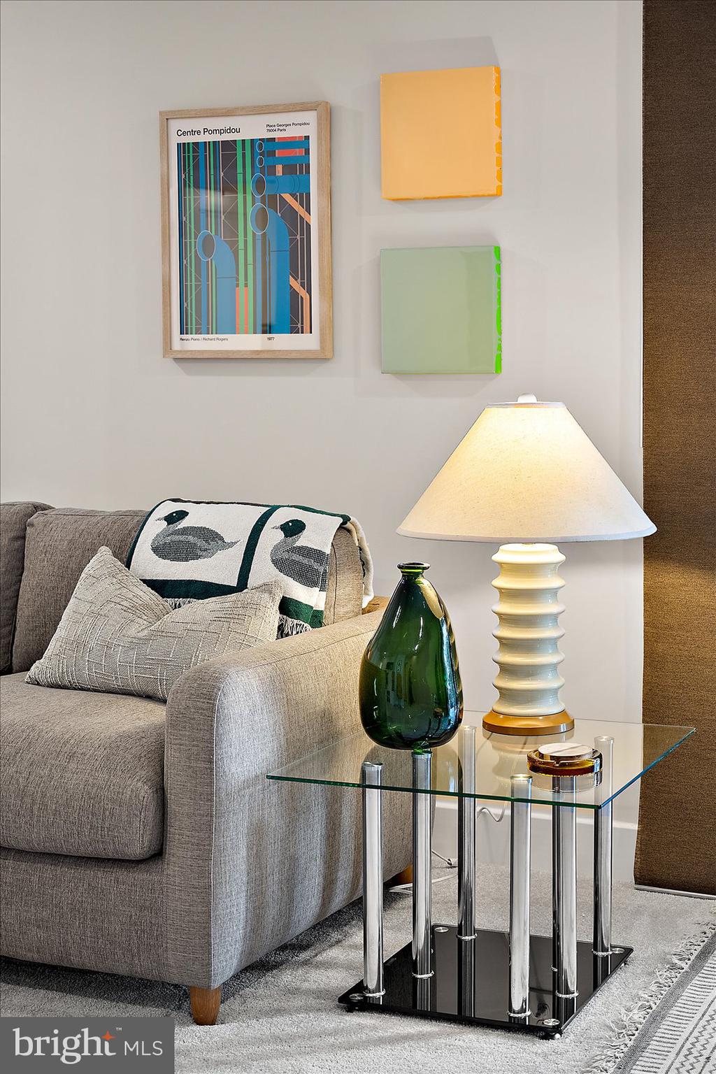 SEA OAKS VILLAGE - Residential