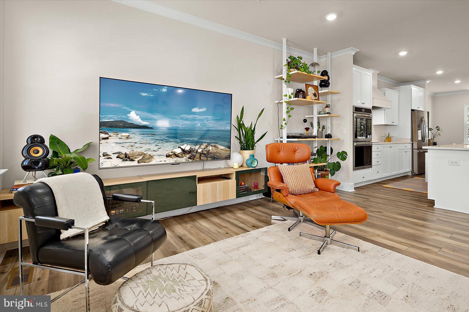 SEA OAKS VILLAGE - Residential