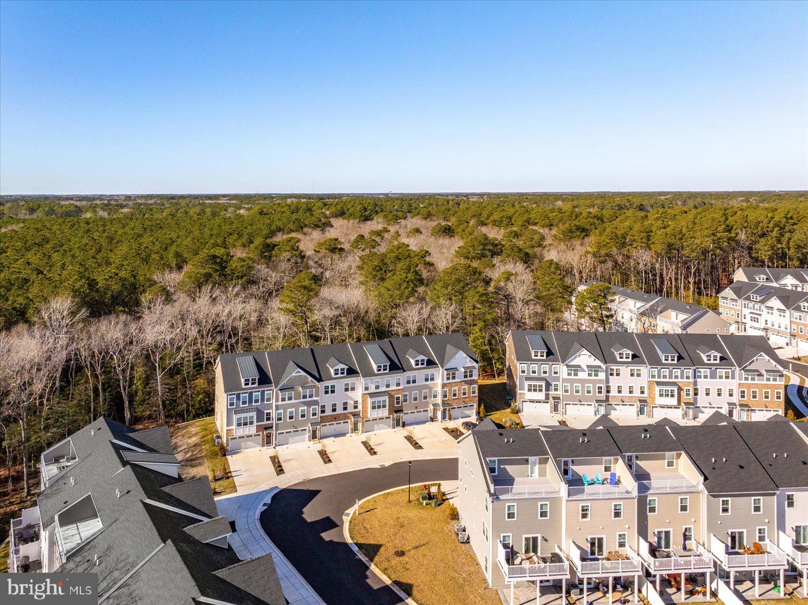 SEA OAKS VILLAGE - Residential