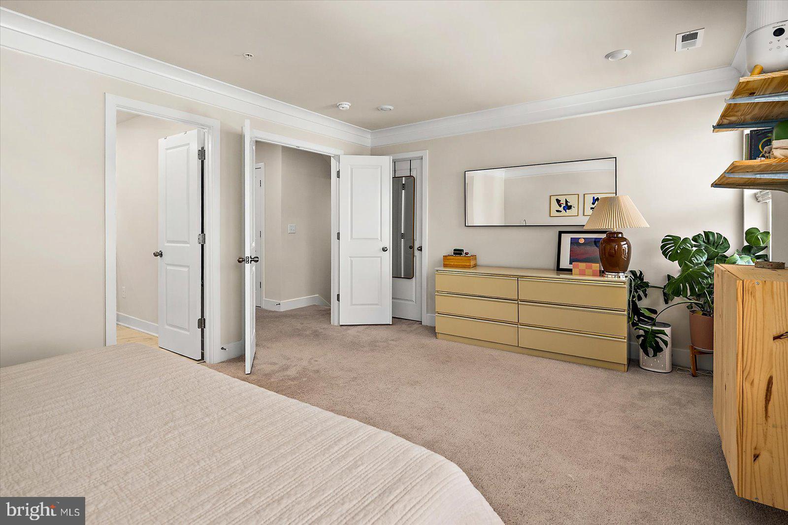 SEA OAKS VILLAGE - Residential