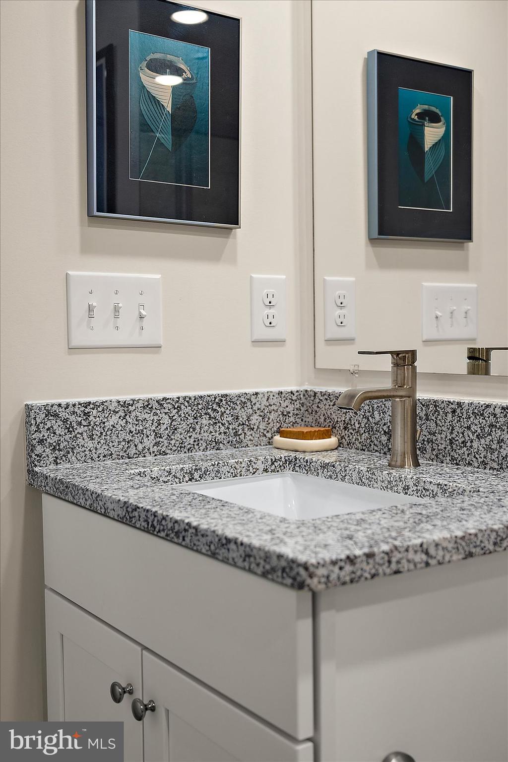 SEA OAKS VILLAGE - Residential