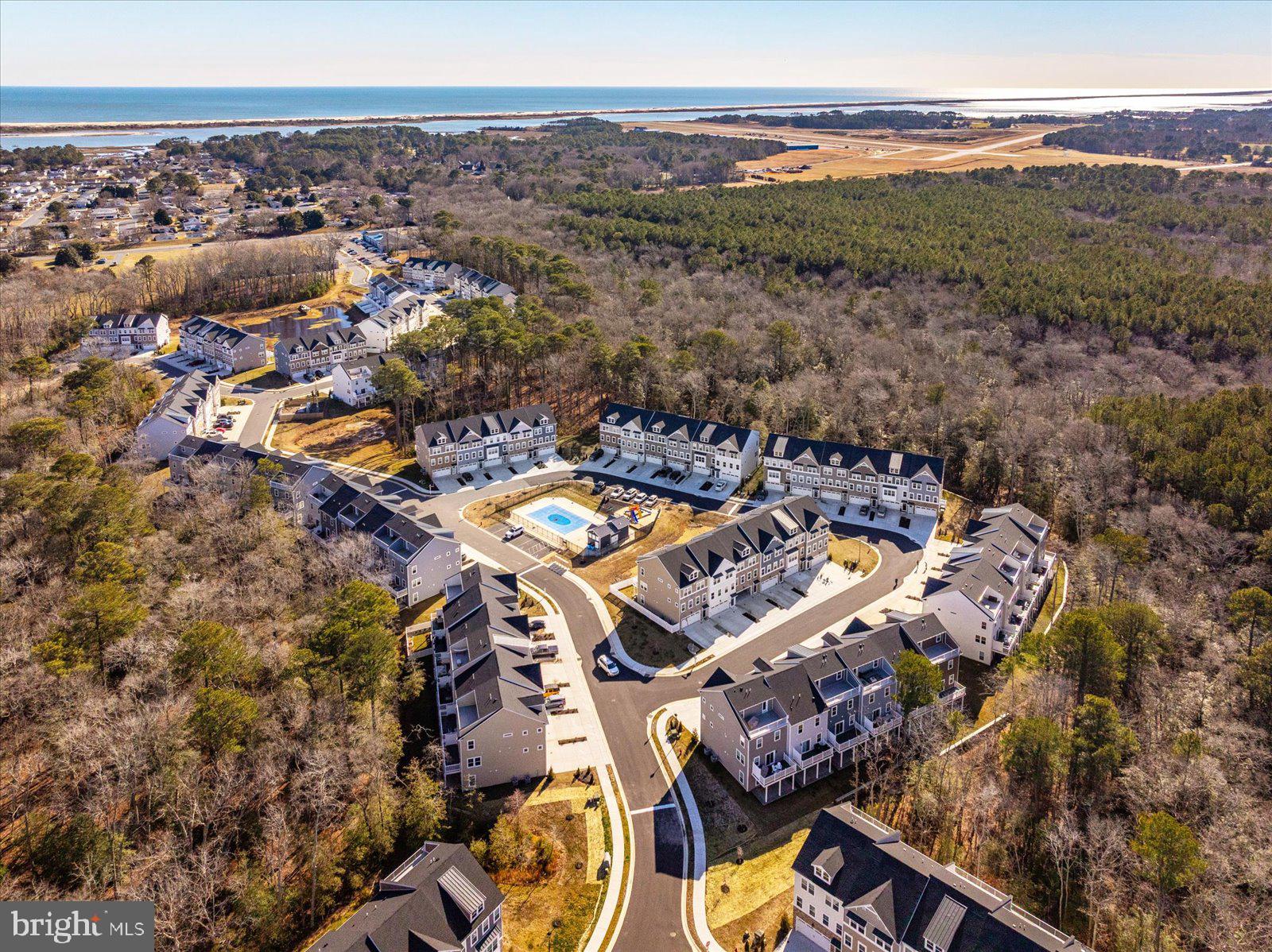 SEA OAKS VILLAGE - Residential