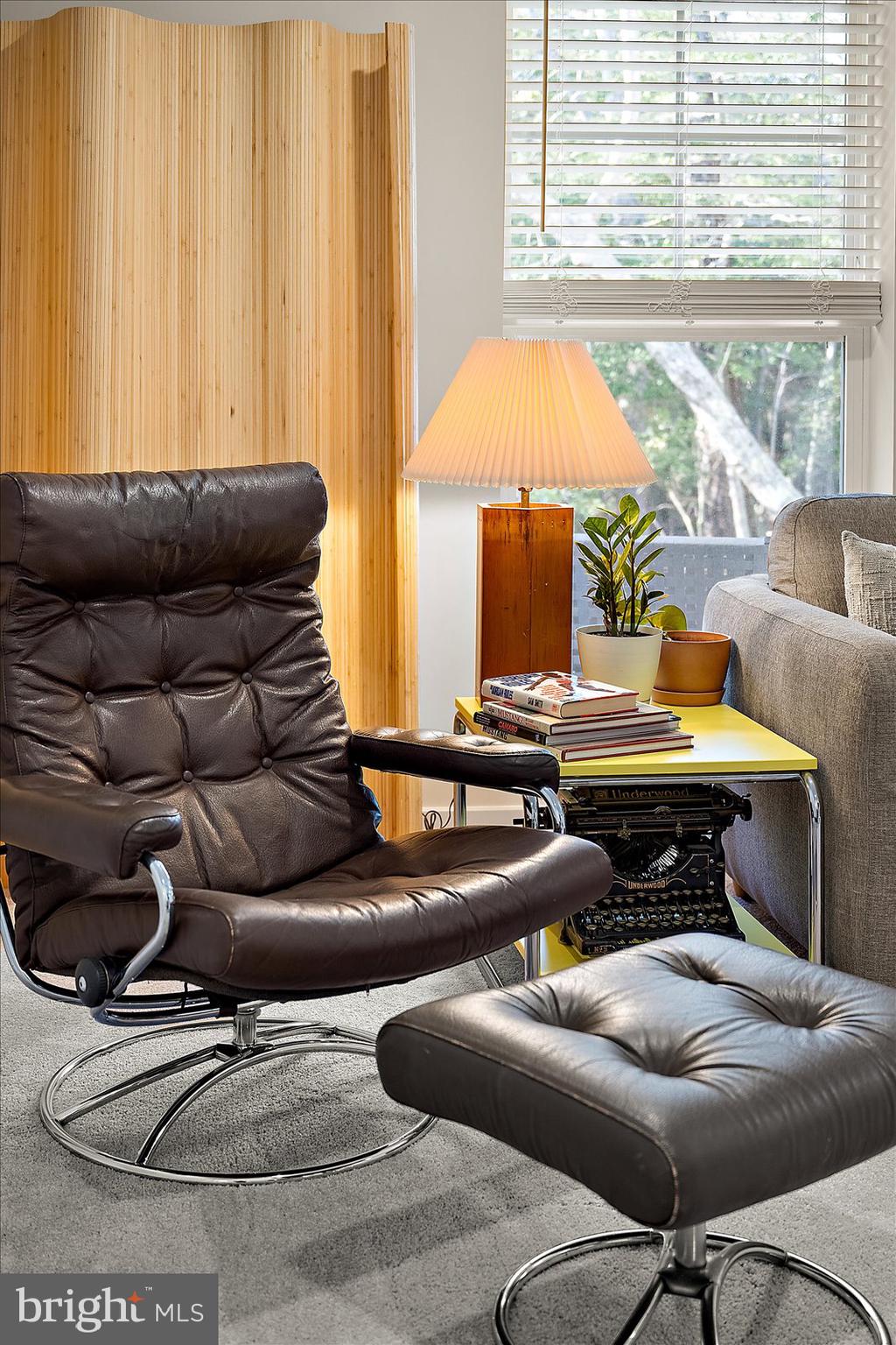 SEA OAKS VILLAGE - Residential