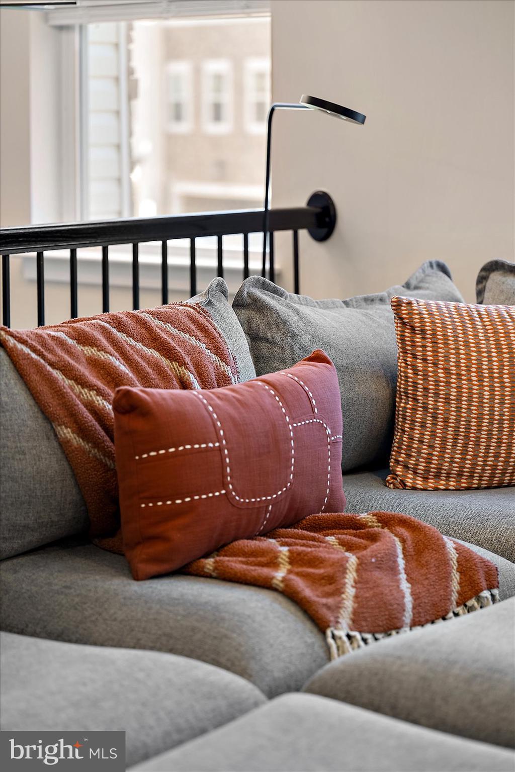 SEA OAKS VILLAGE - Residential