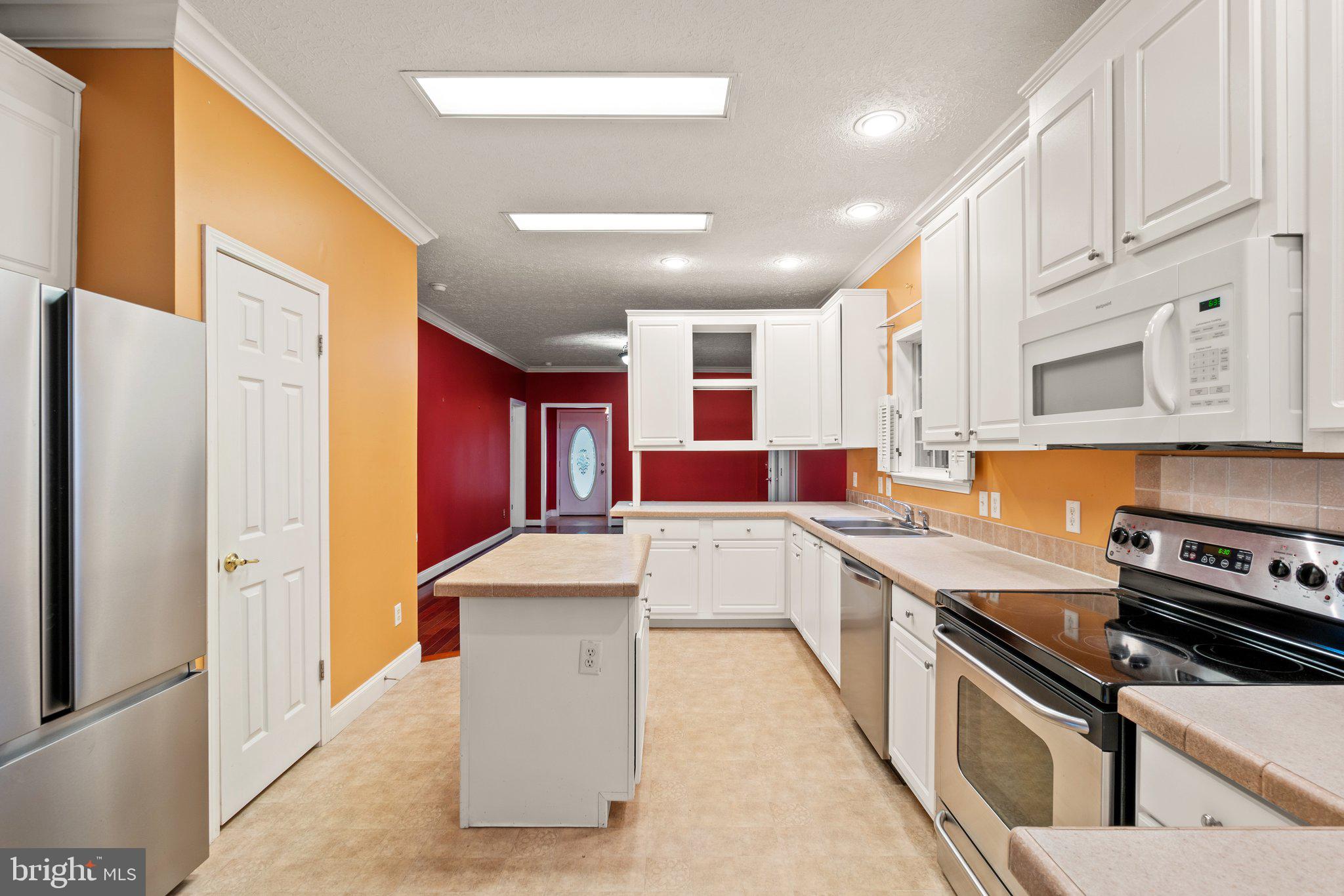 ASHLEIGH PARK SOUTH - Residential