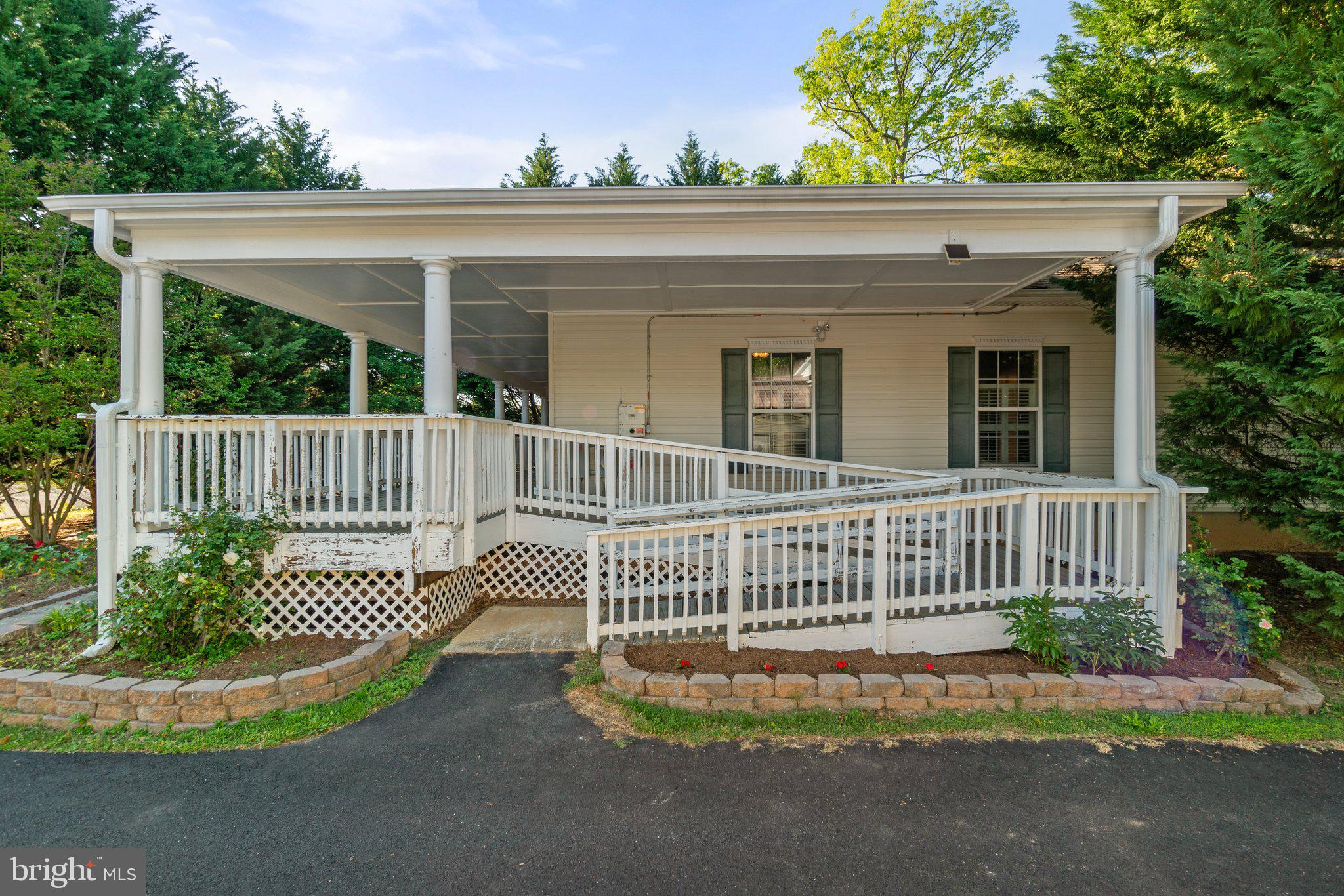 ASHLEIGH PARK SOUTH - Residential