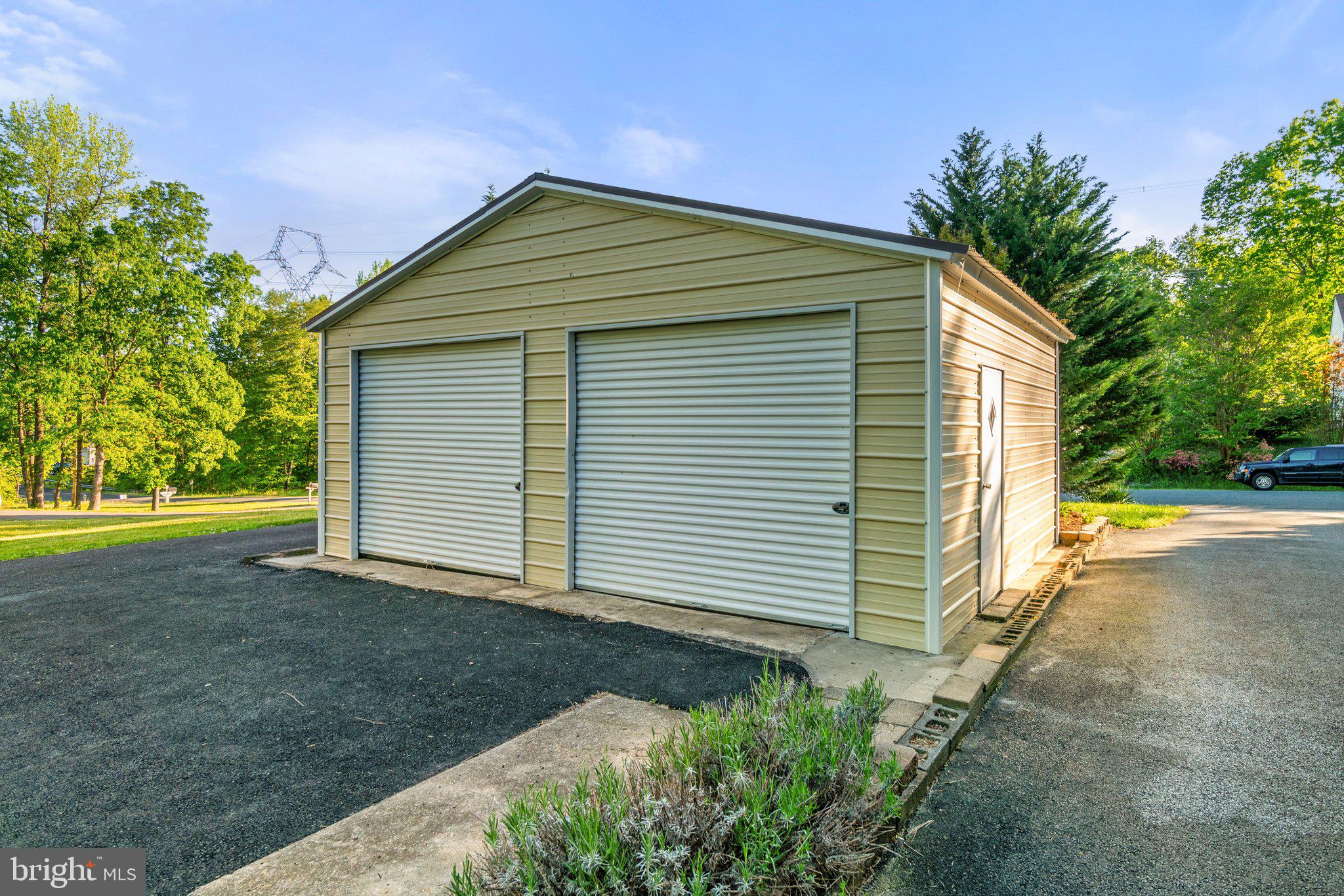 ASHLEIGH PARK SOUTH - Residential