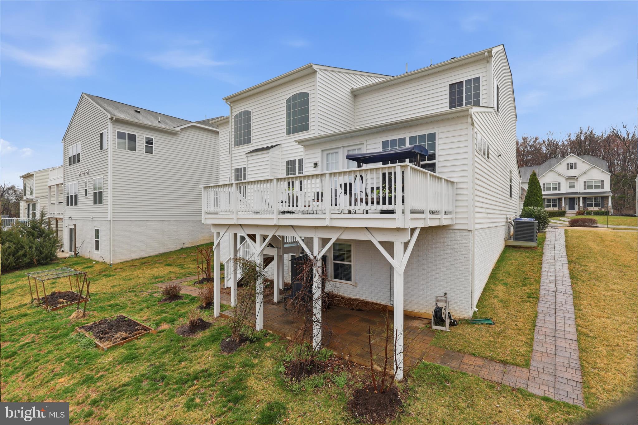 BURKE JUNCTION - Residential