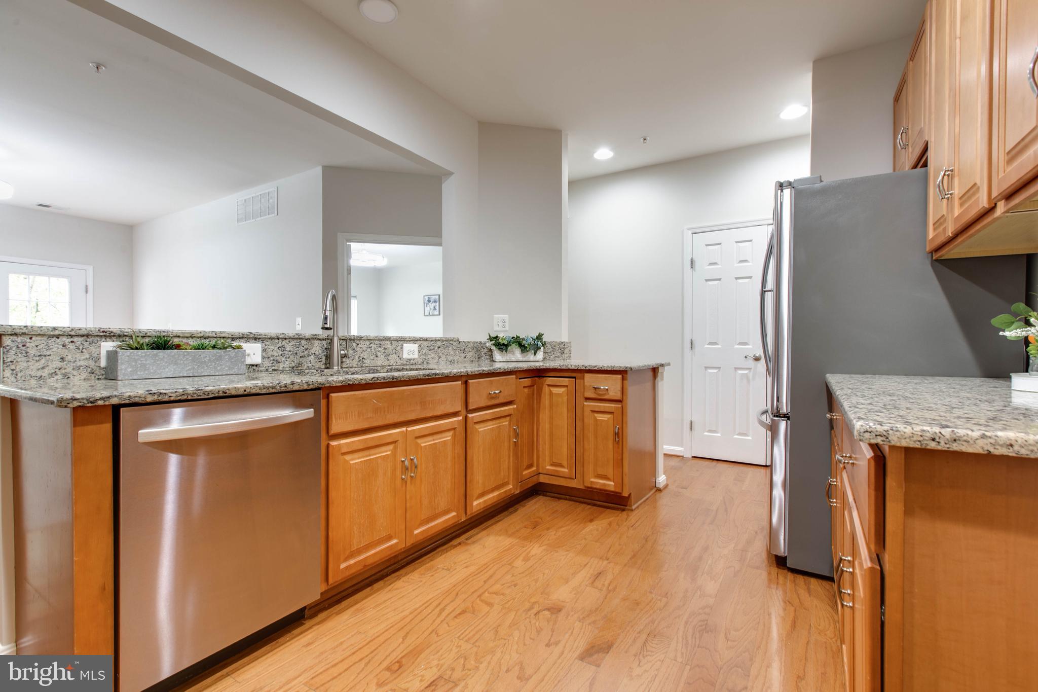 GUILFORD MEWS - Residential