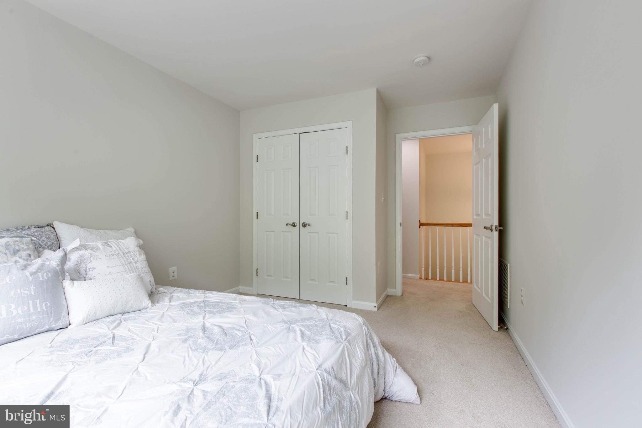 GUILFORD MEWS - Residential