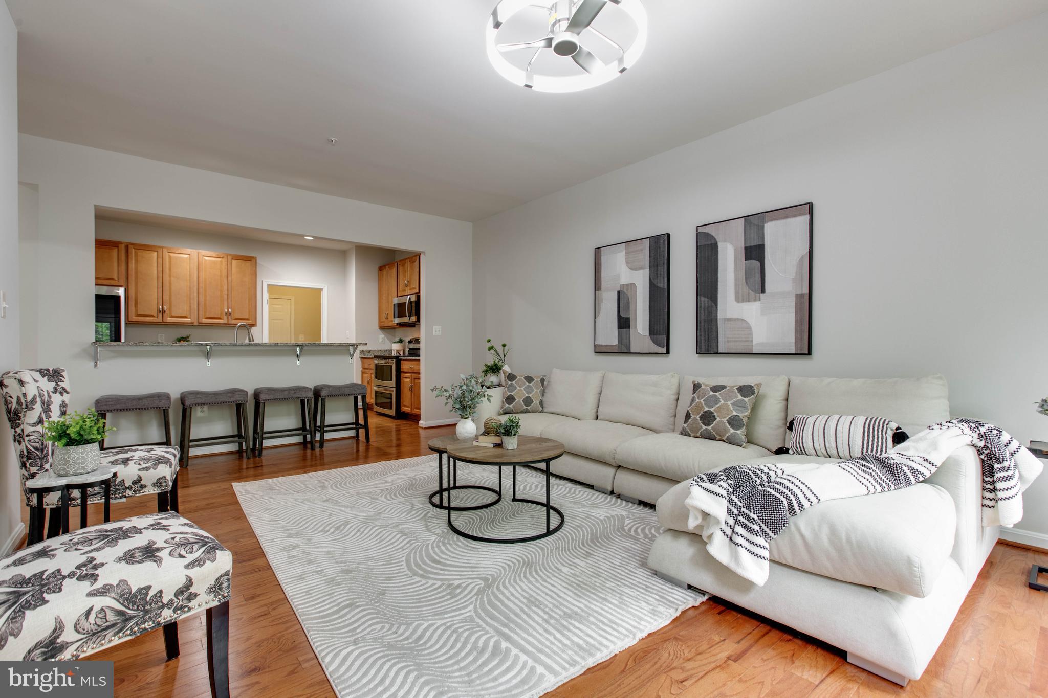 GUILFORD MEWS - Residential