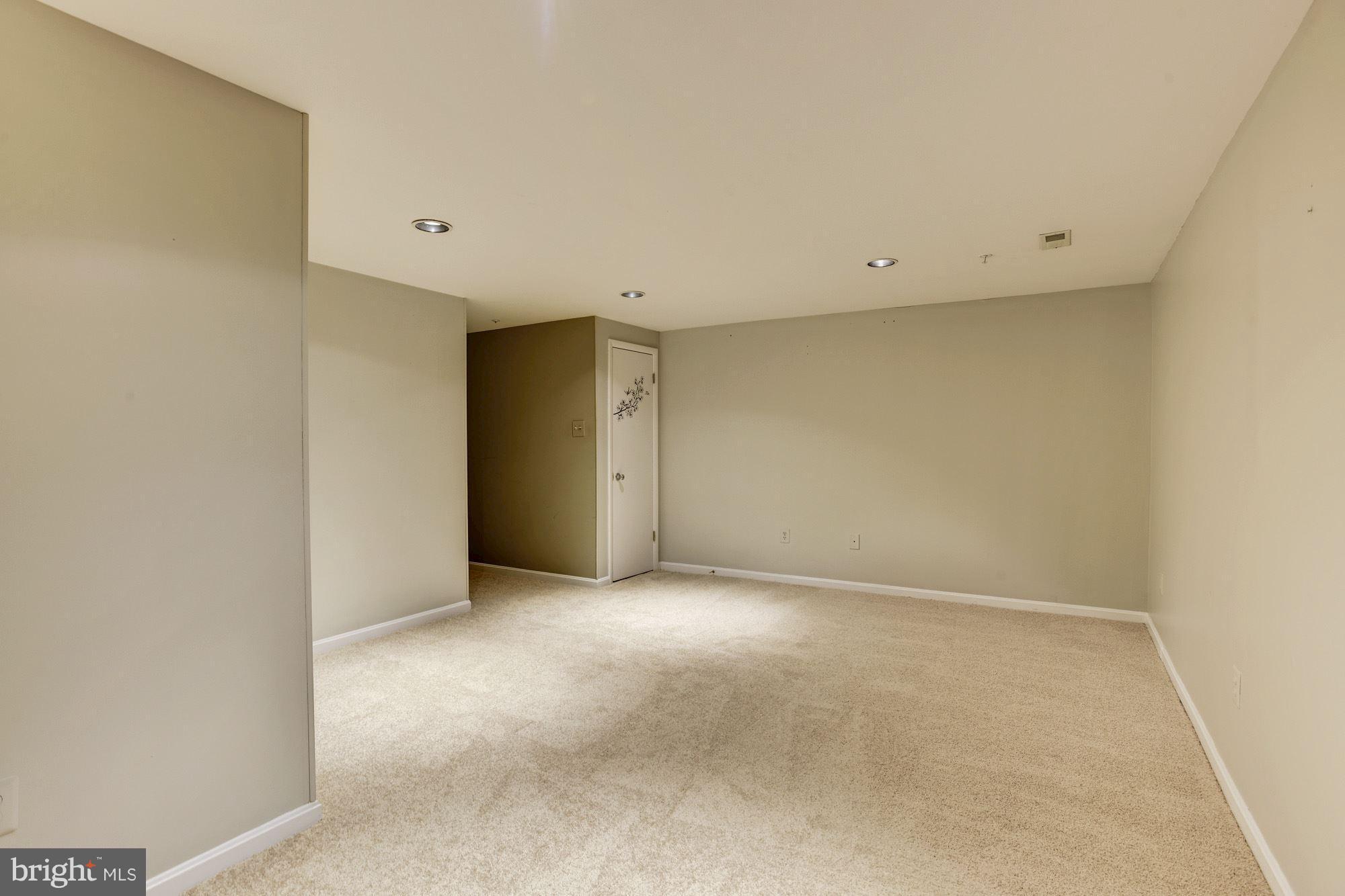 CEDARSIDE FARM - Residential