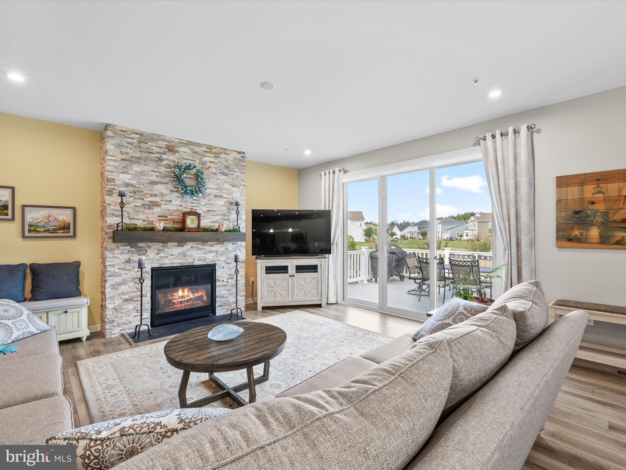 GLEN RIDDLE - Residential