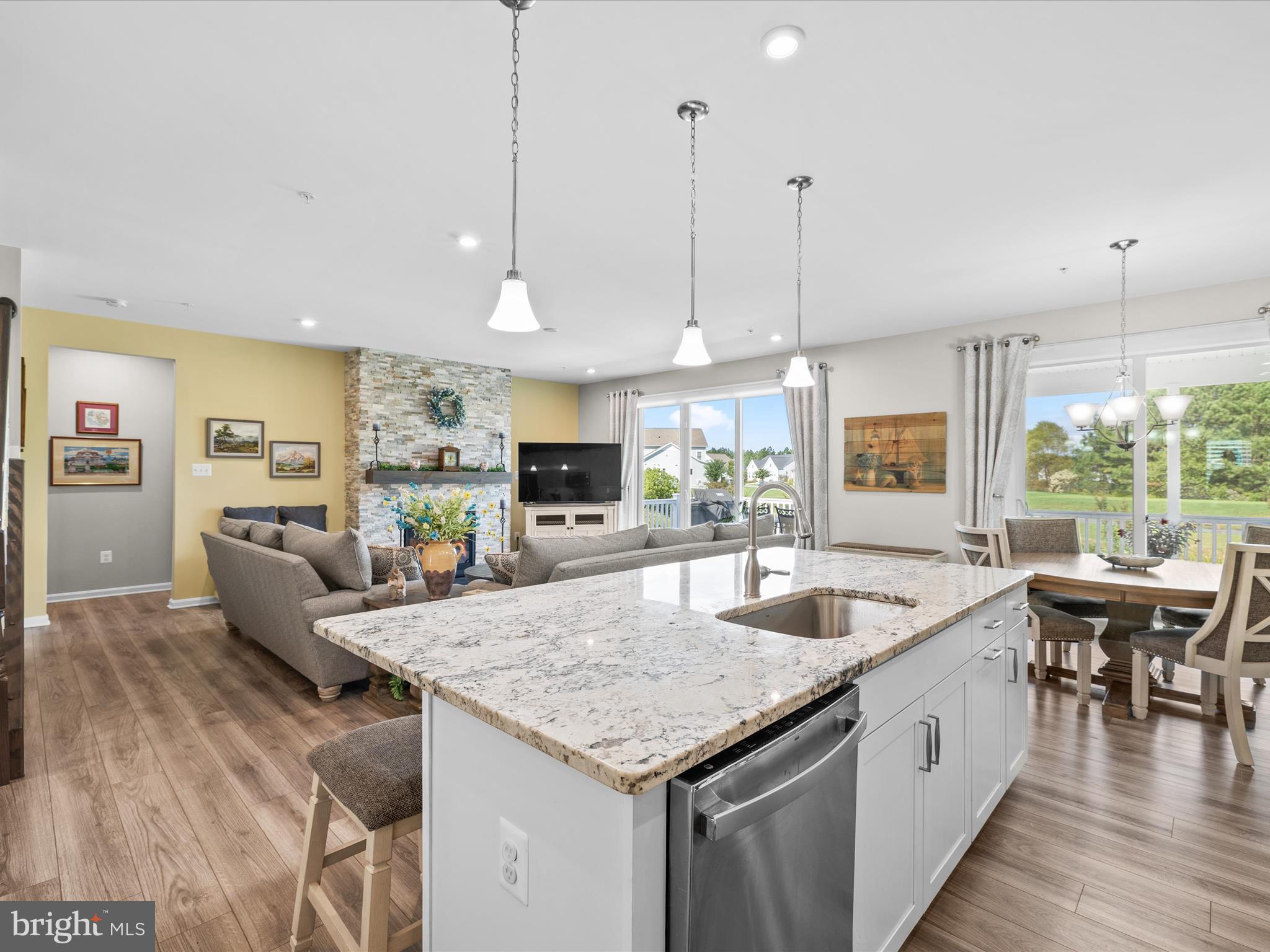 GLEN RIDDLE - Residential