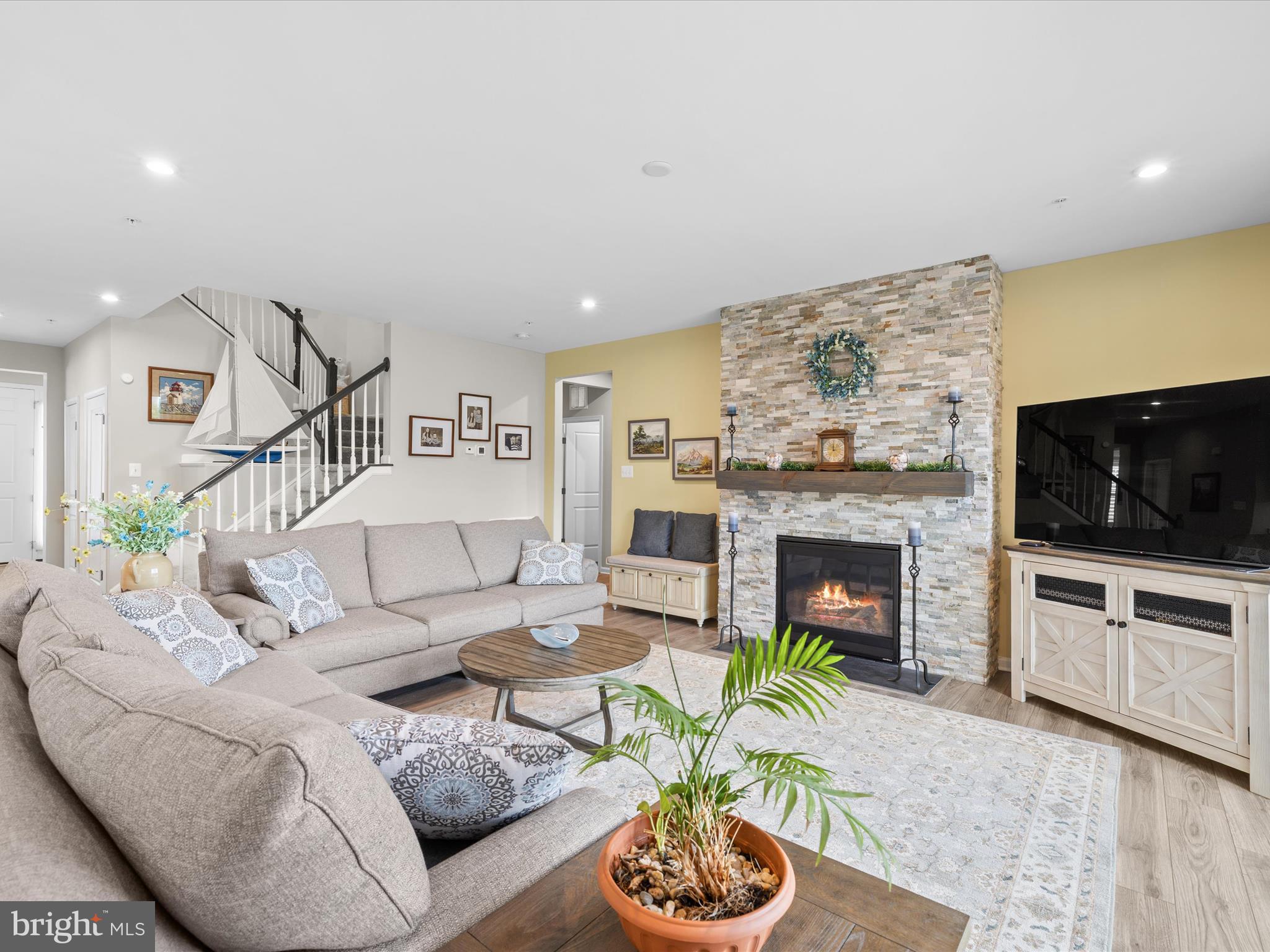 GLEN RIDDLE - Residential