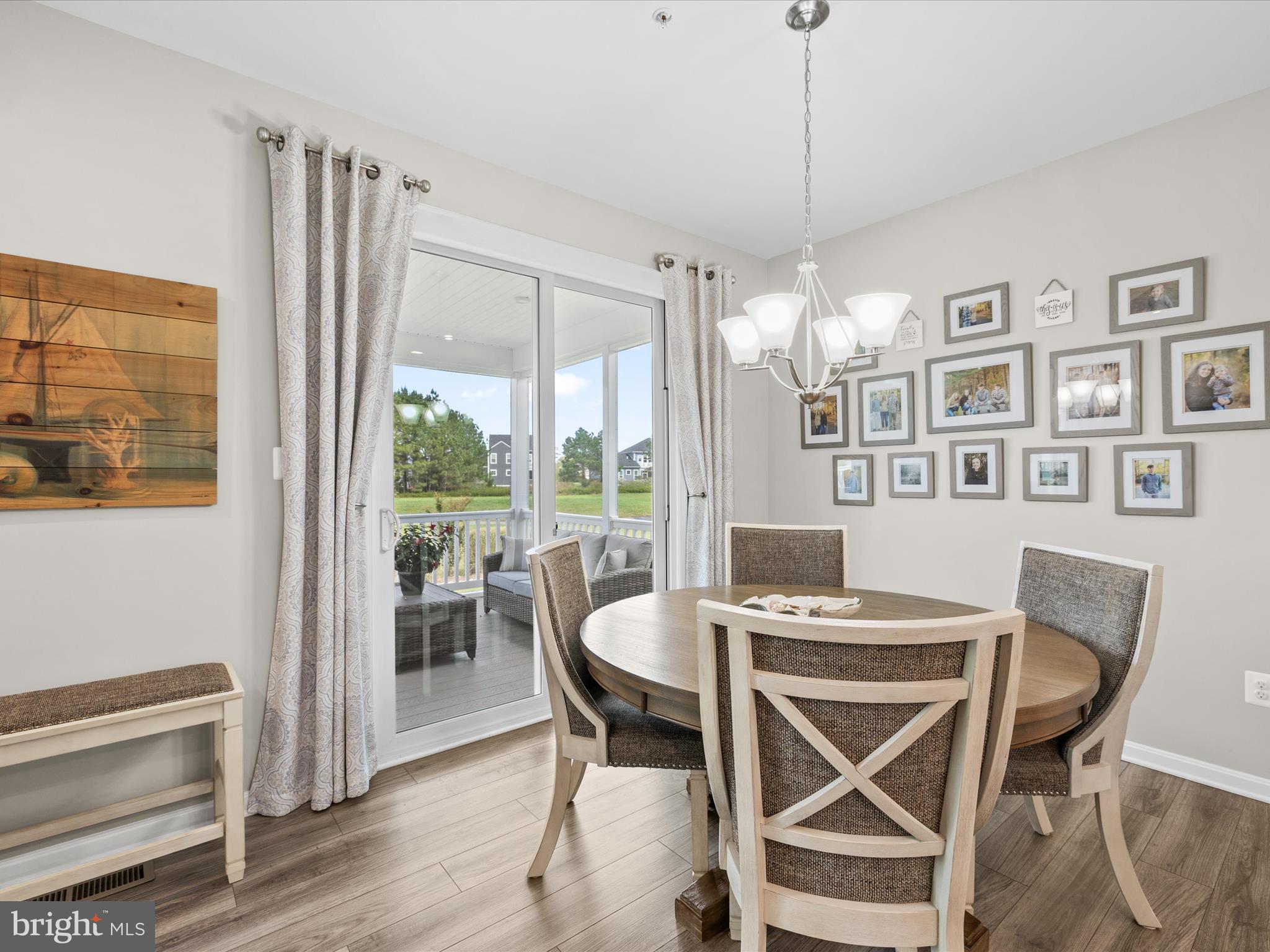 GLEN RIDDLE - Residential