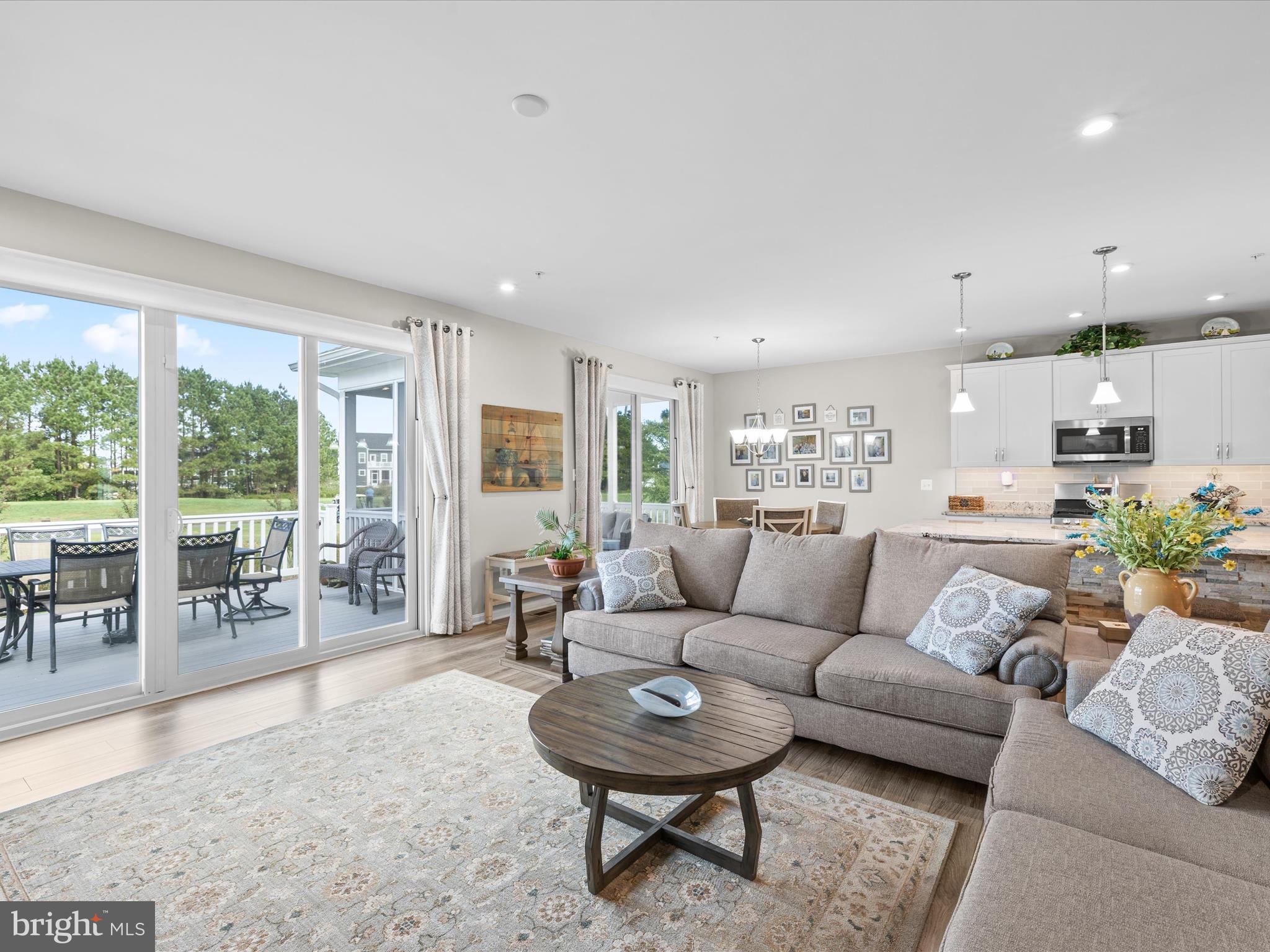 GLEN RIDDLE - Residential