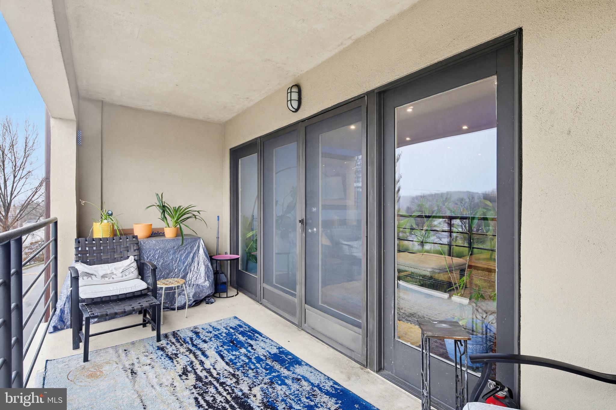 ROLAND PARK - Residential