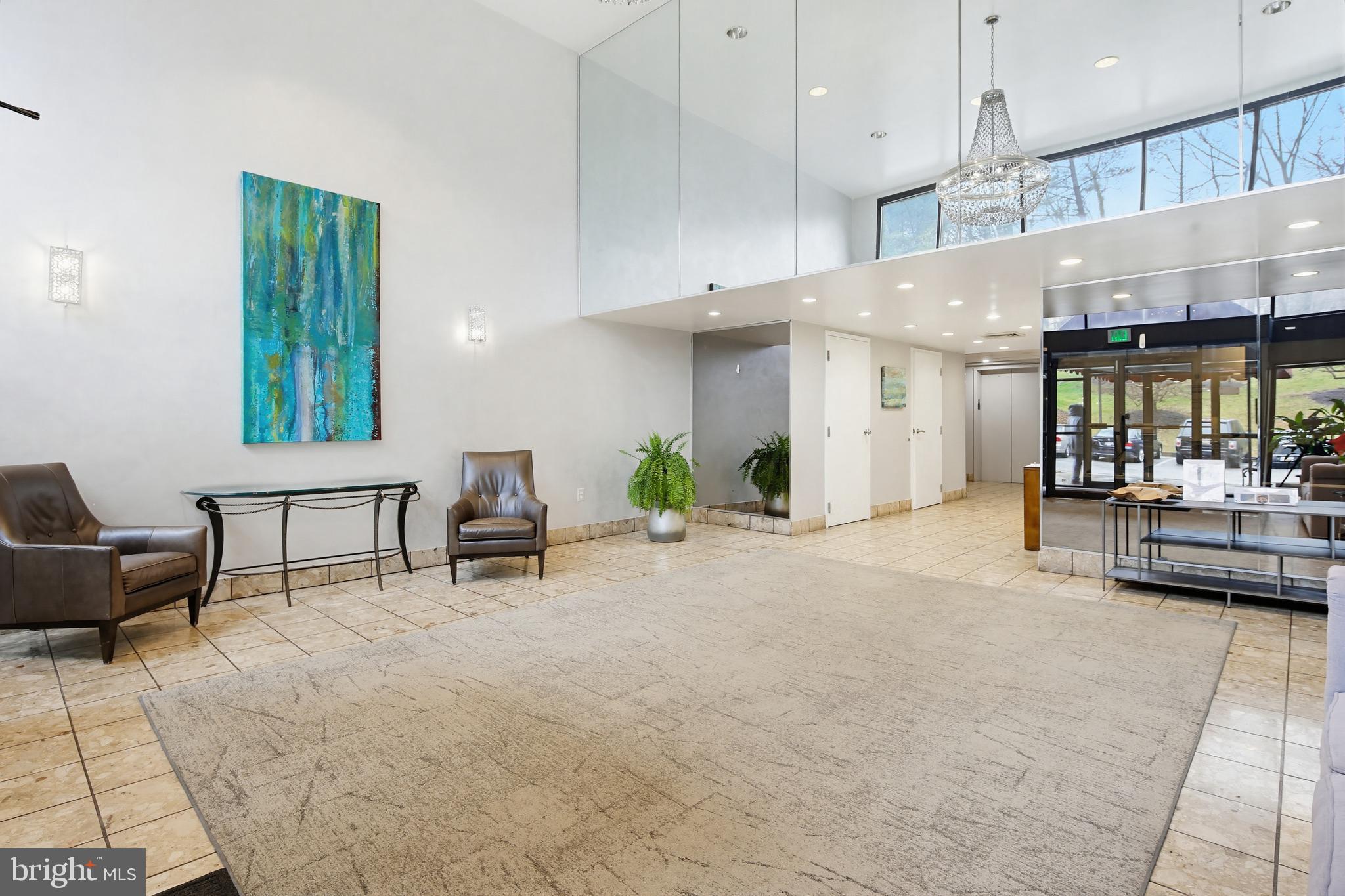 ROLAND PARK - Residential