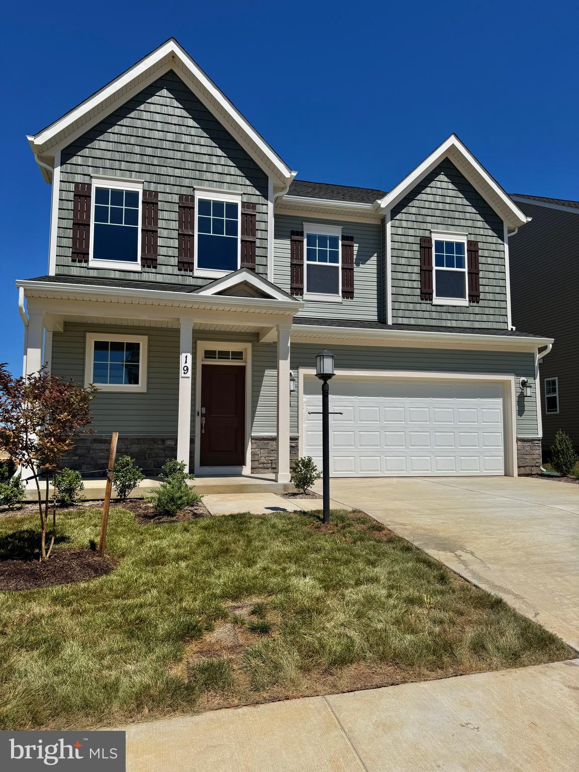 RED CLOVER MEADOWS - Residential Lease