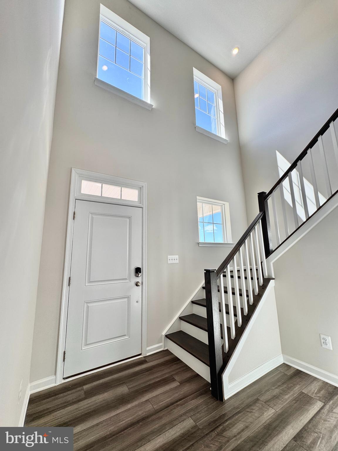 RED CLOVER MEADOWS - Residential Lease