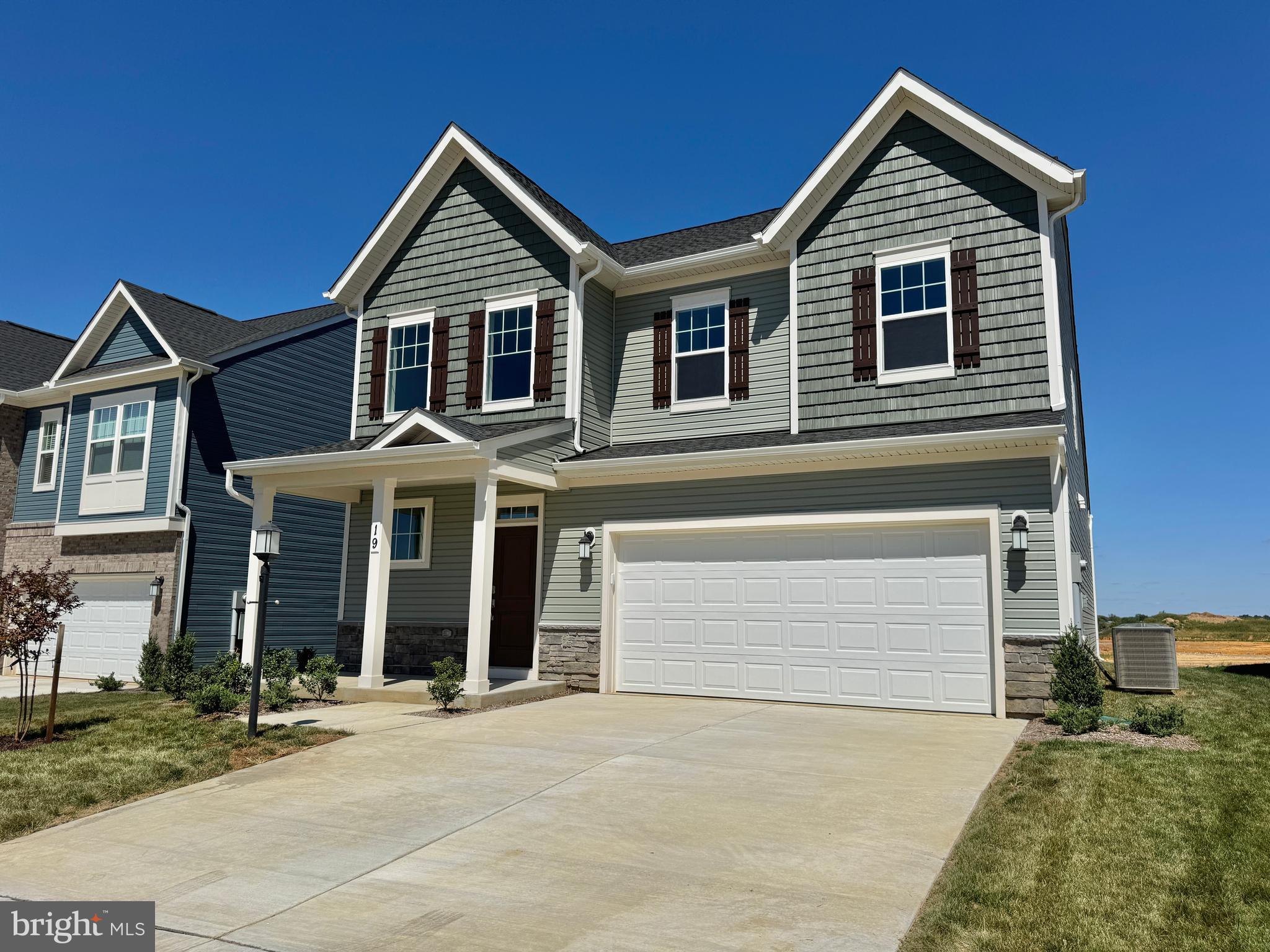 RED CLOVER MEADOWS - Residential Lease