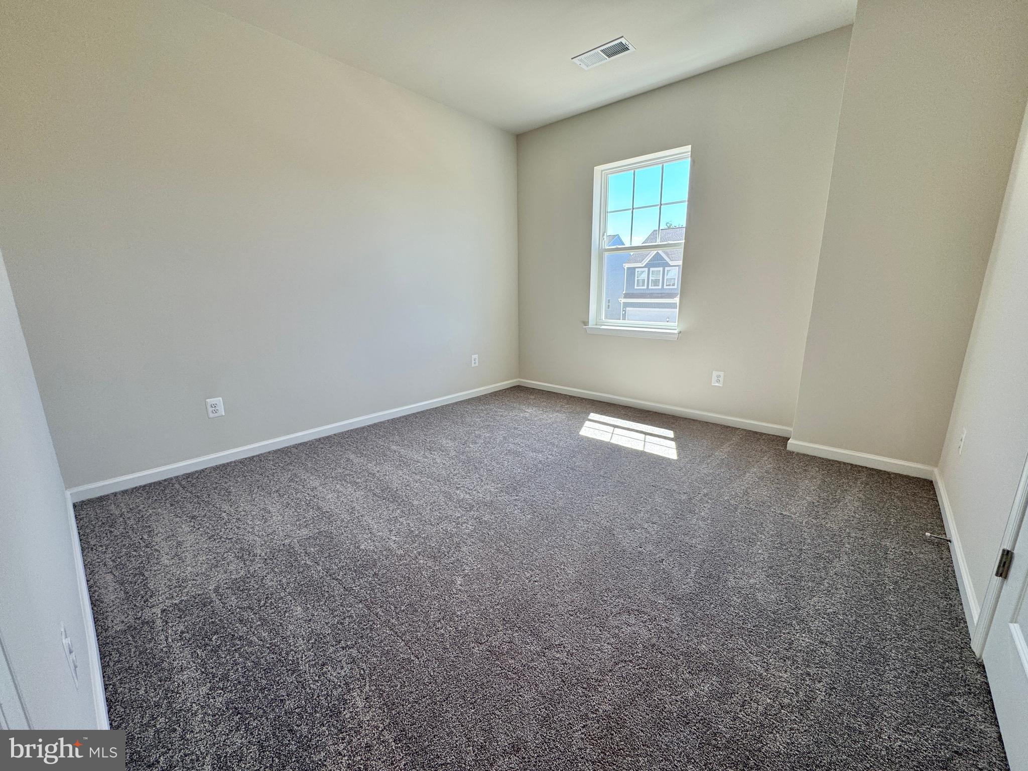 RED CLOVER MEADOWS - Residential Lease