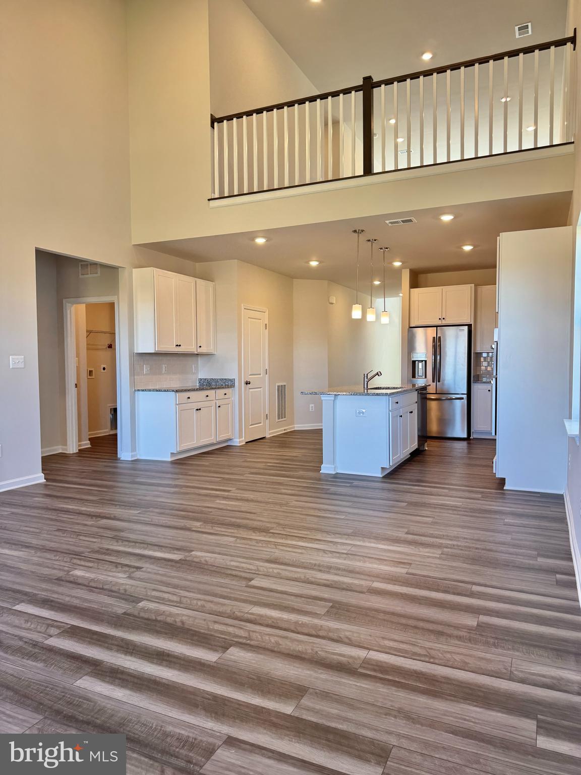 RED CLOVER MEADOWS - Residential Lease