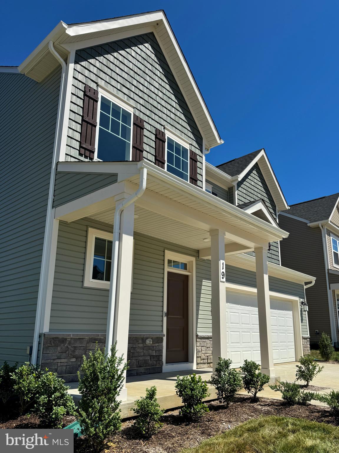 RED CLOVER MEADOWS - Residential Lease