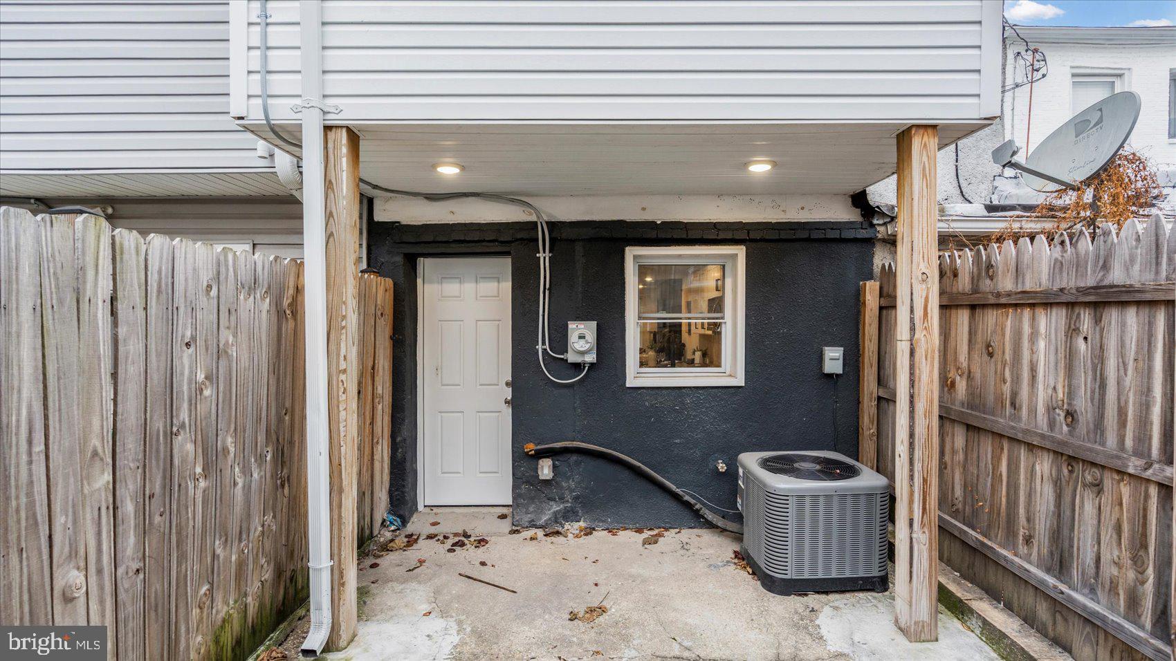 WASHINGTON VILLAGE - Residential