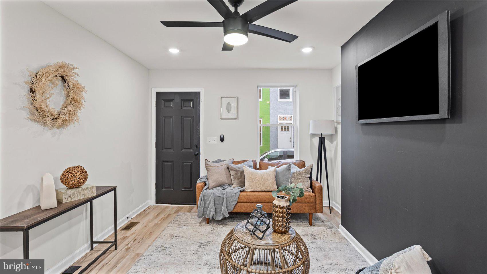 WASHINGTON VILLAGE - Residential