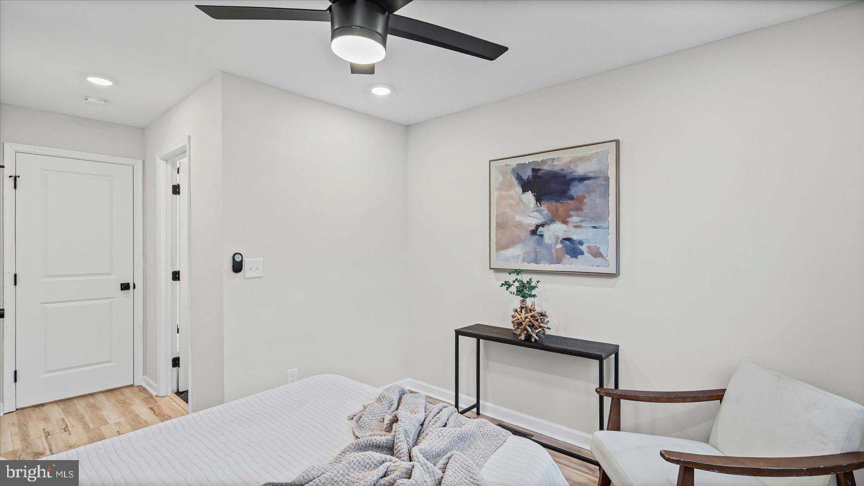 WASHINGTON VILLAGE - Residential