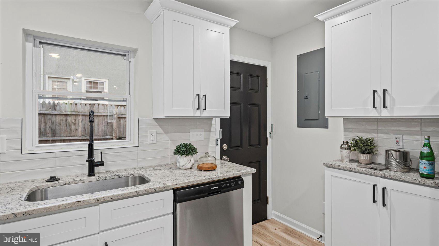 WASHINGTON VILLAGE - Residential