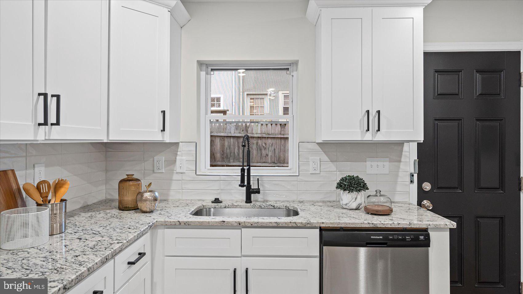 WASHINGTON VILLAGE - Residential