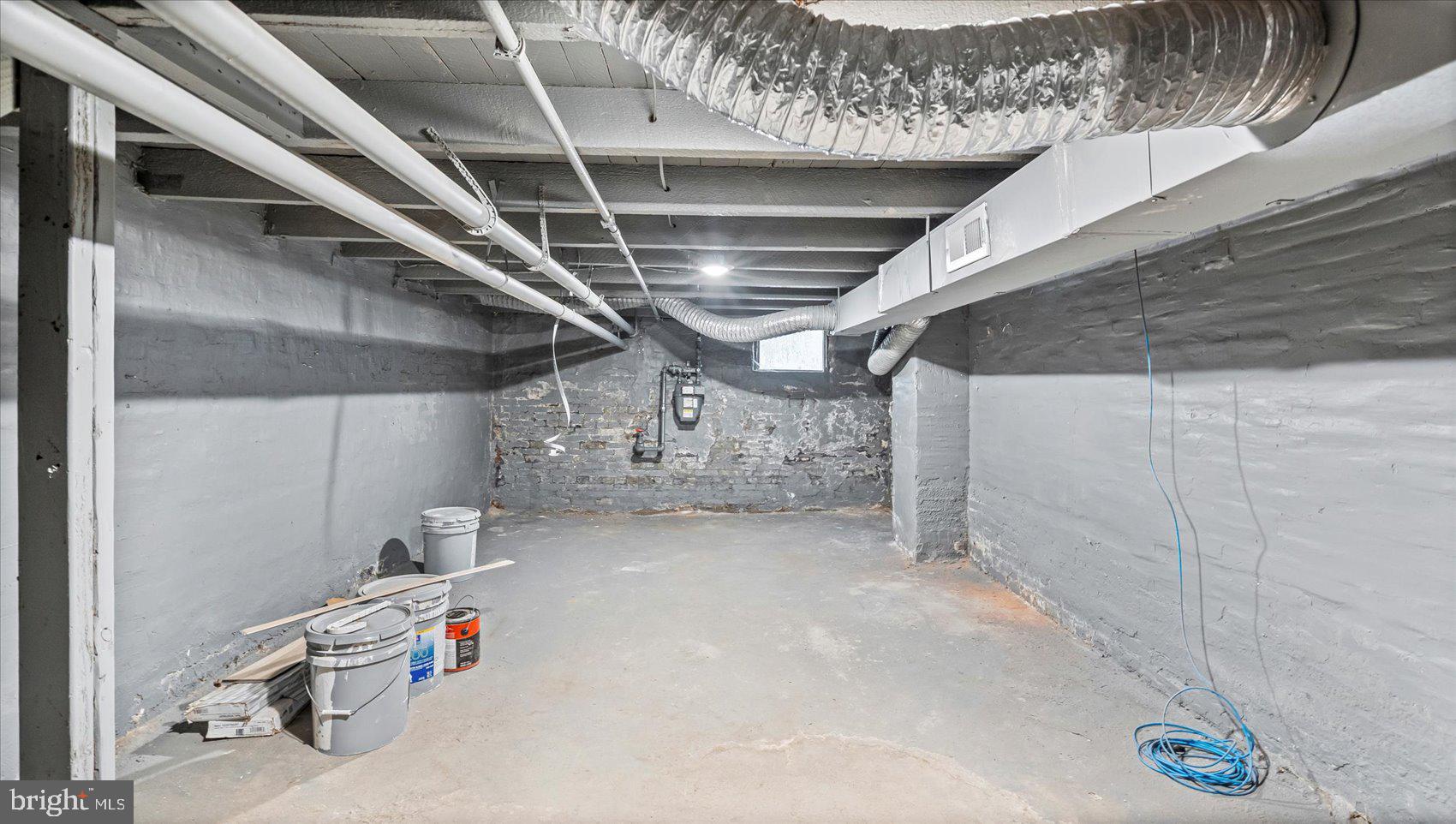 WASHINGTON VILLAGE - Residential