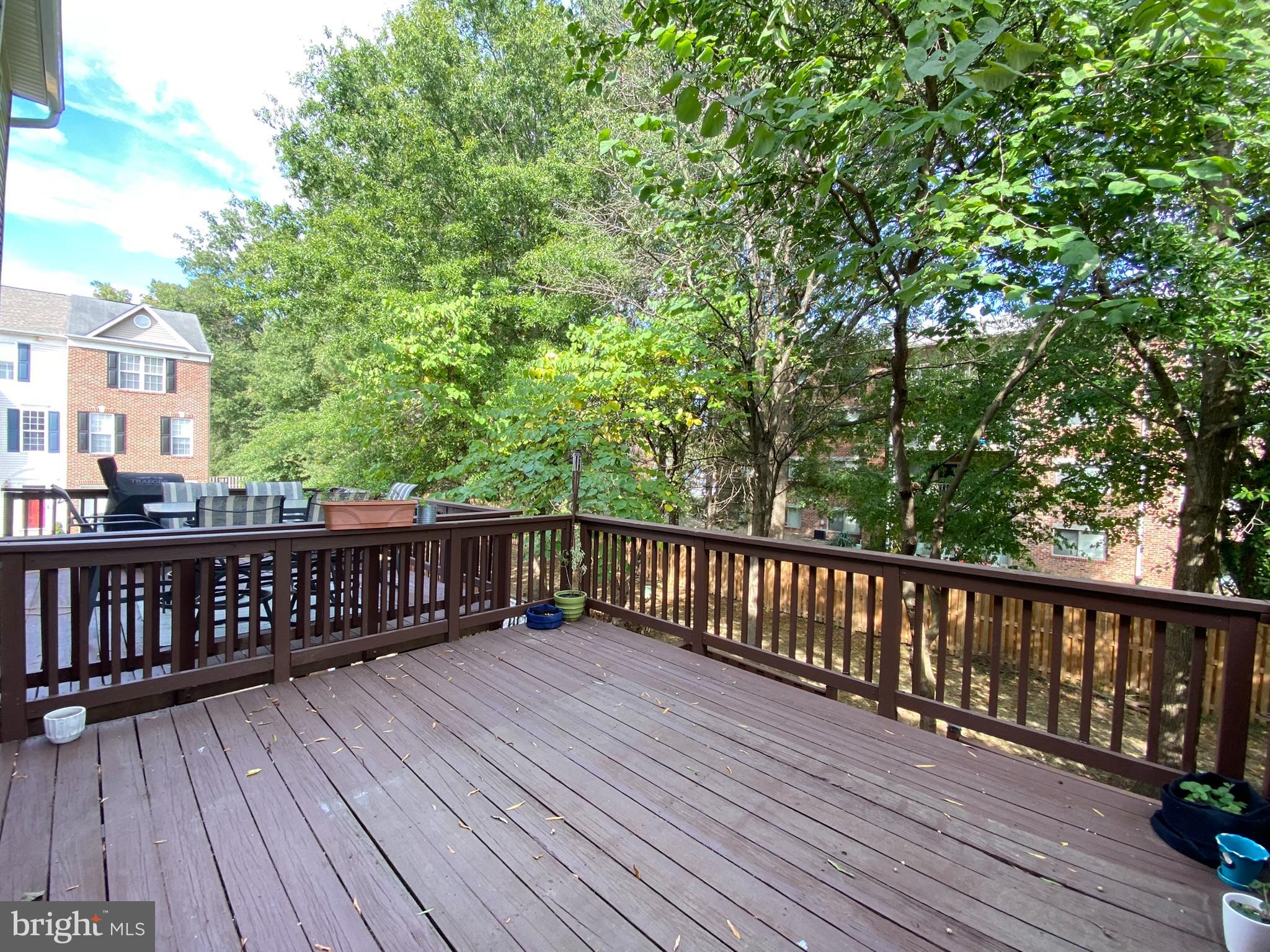 MOUNT VERNON TOWNES - Residential Lease