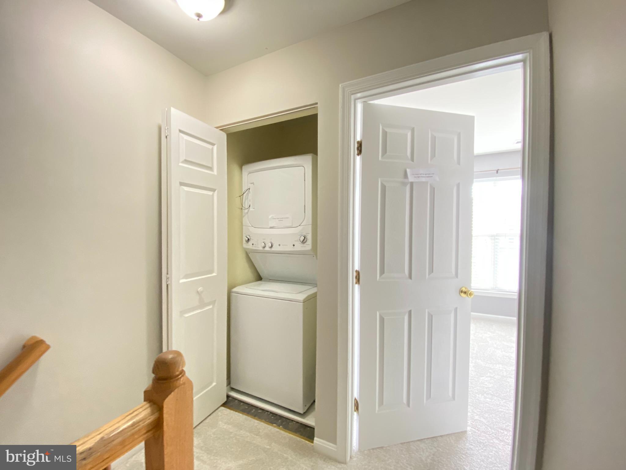 MOUNT VERNON TOWNES - Residential Lease