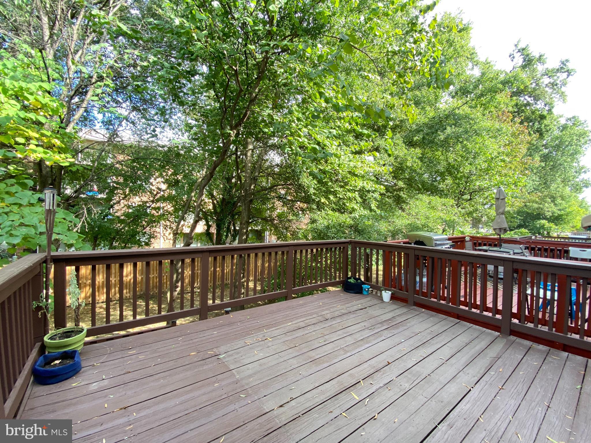 MOUNT VERNON TOWNES - Residential Lease