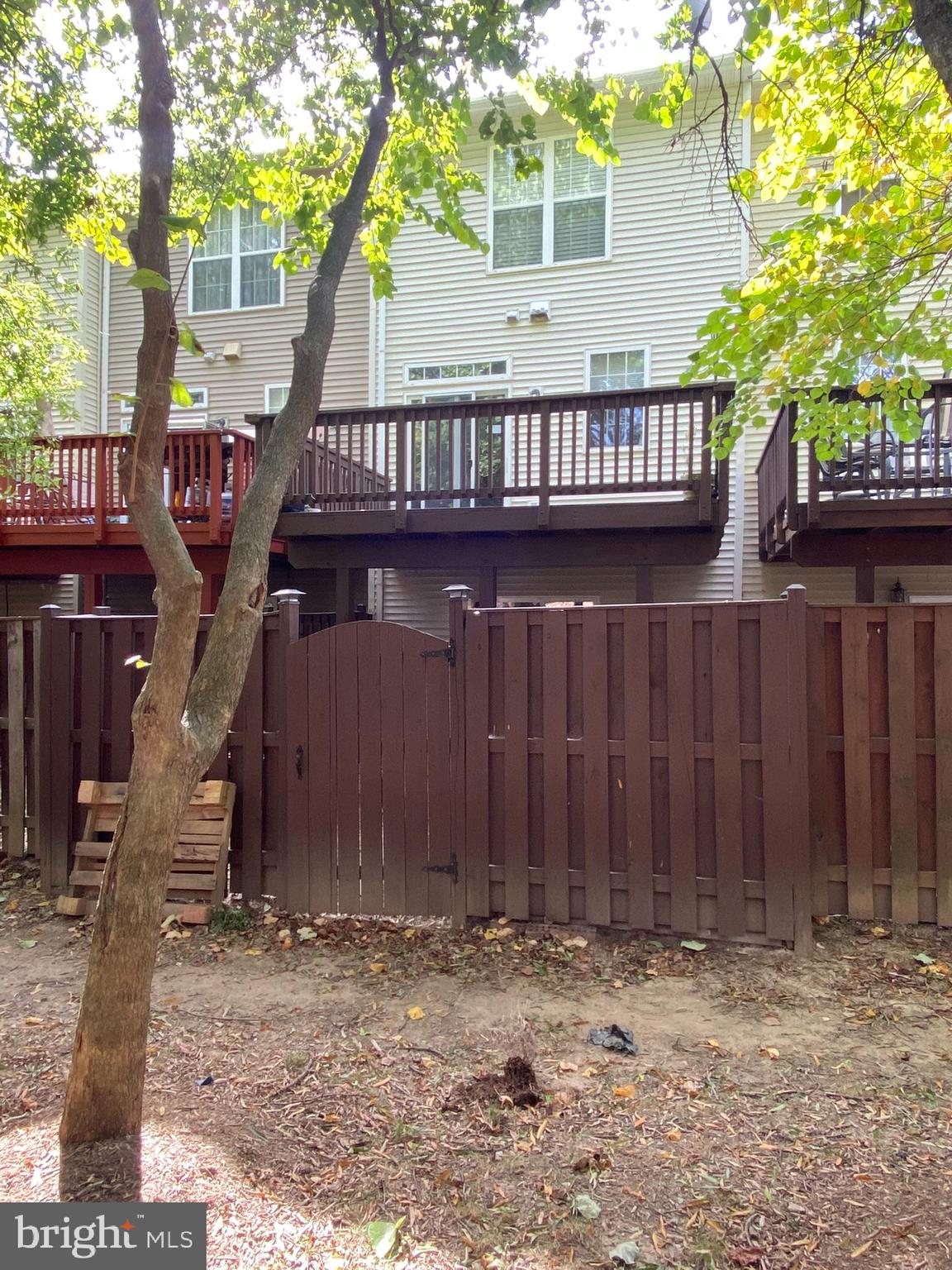 MOUNT VERNON TOWNES - Residential Lease