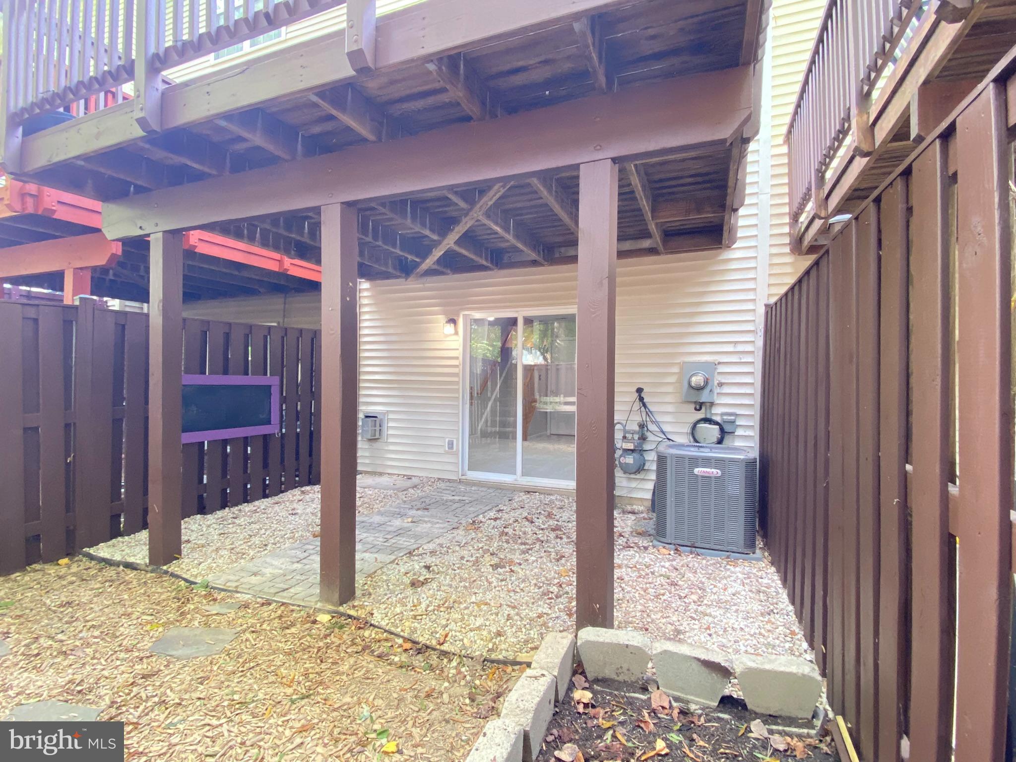 MOUNT VERNON TOWNES - Residential Lease