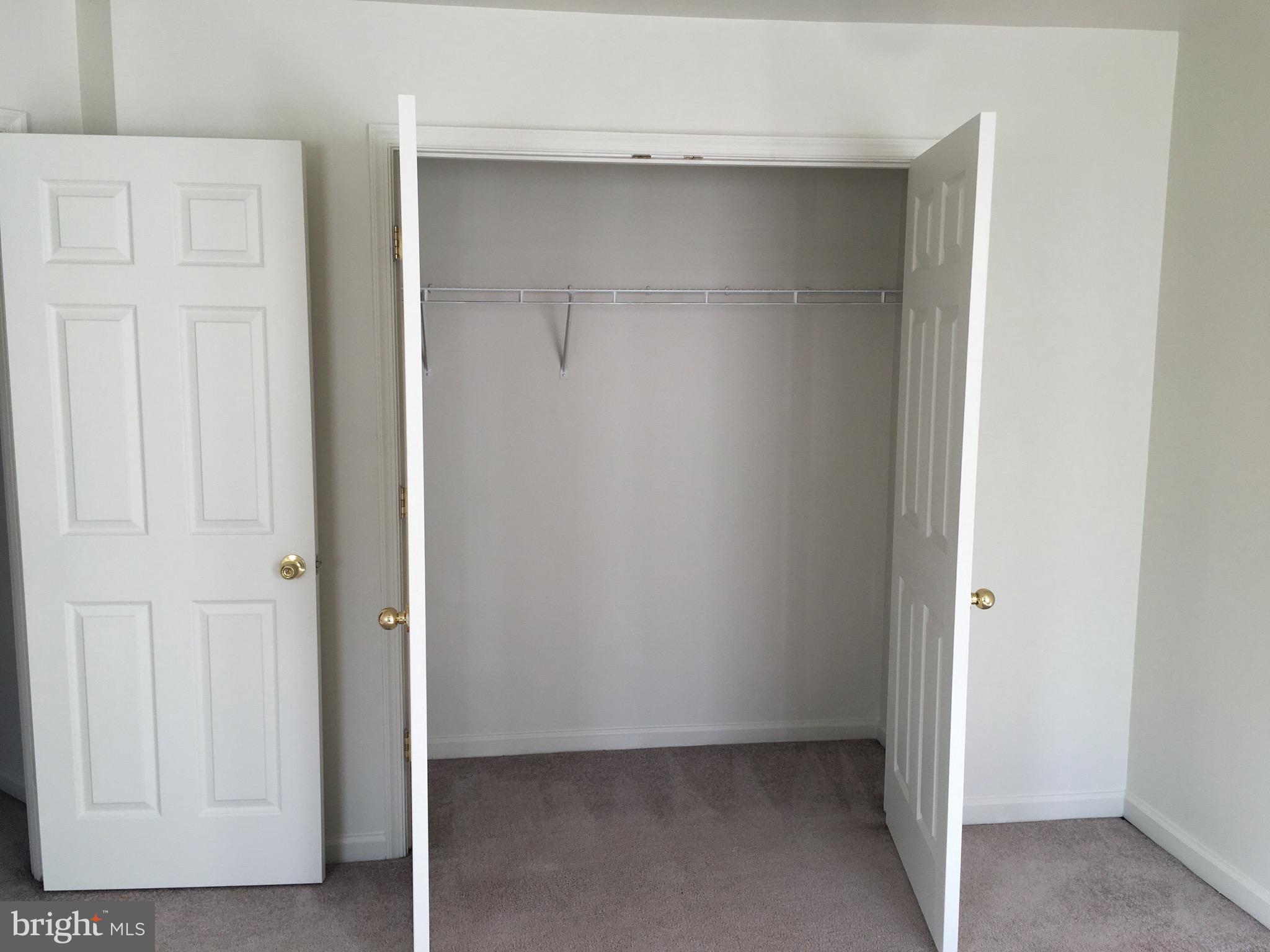 HUPPS RIDGE - Residential Lease