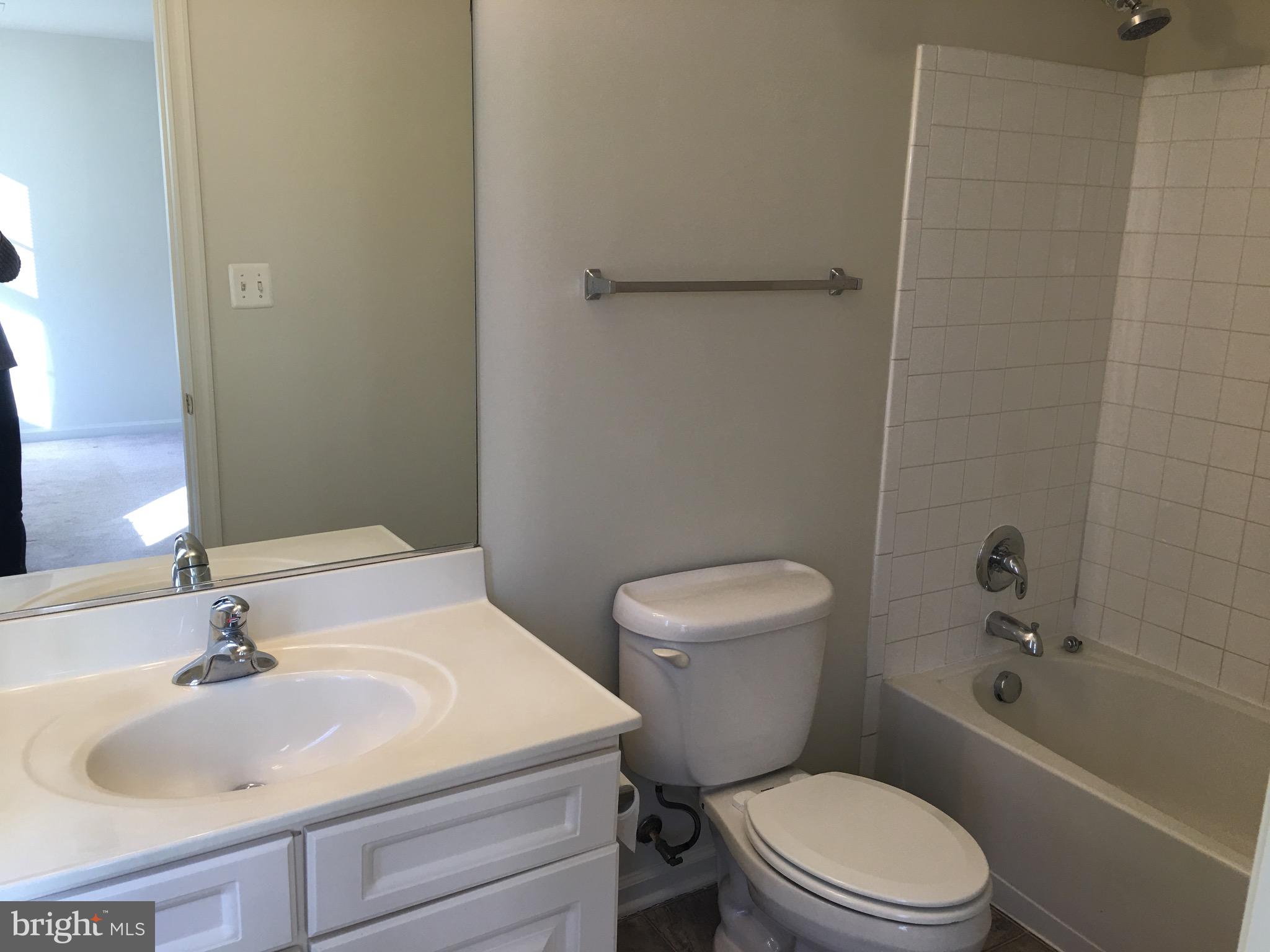 HUPPS RIDGE - Residential Lease